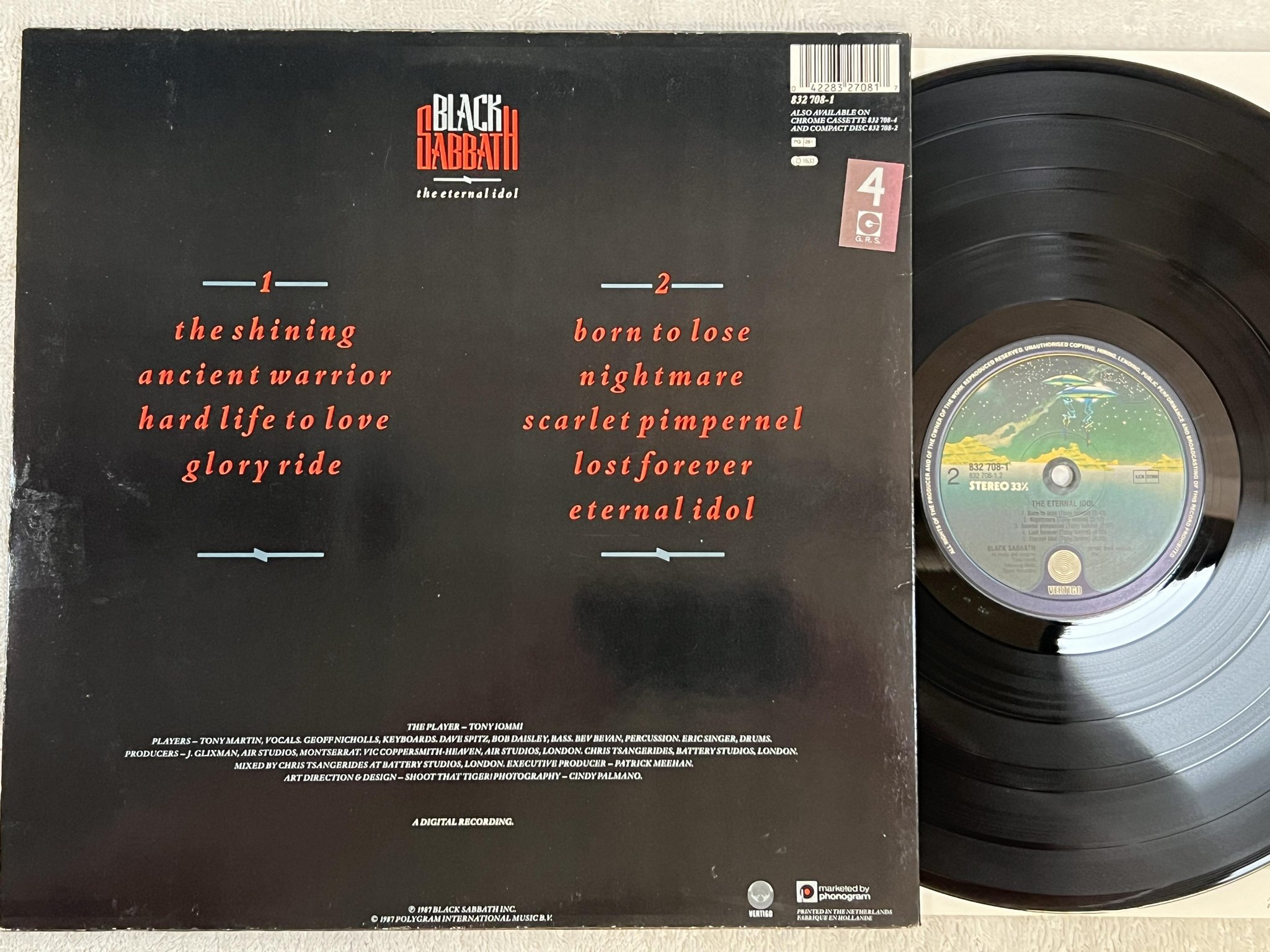 Omslagsbild för skivan BLACK SABBATH the eternal idol LP -87 Hol VERTIGO 832708-1
