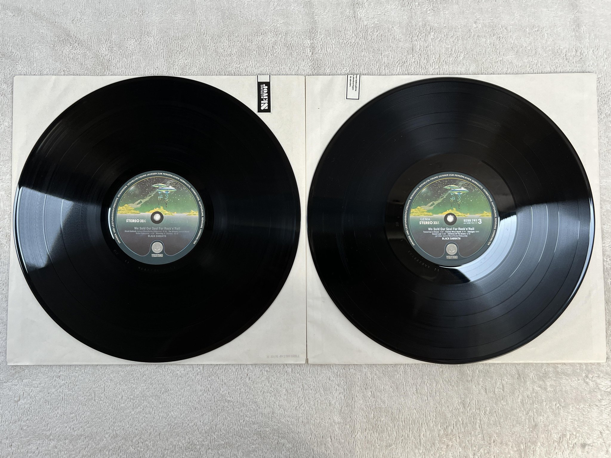 Omslagsbild för skivan BLACK SABBATH we sold our soul for rock n roll 2xLP Ger VERTIGO 9299741