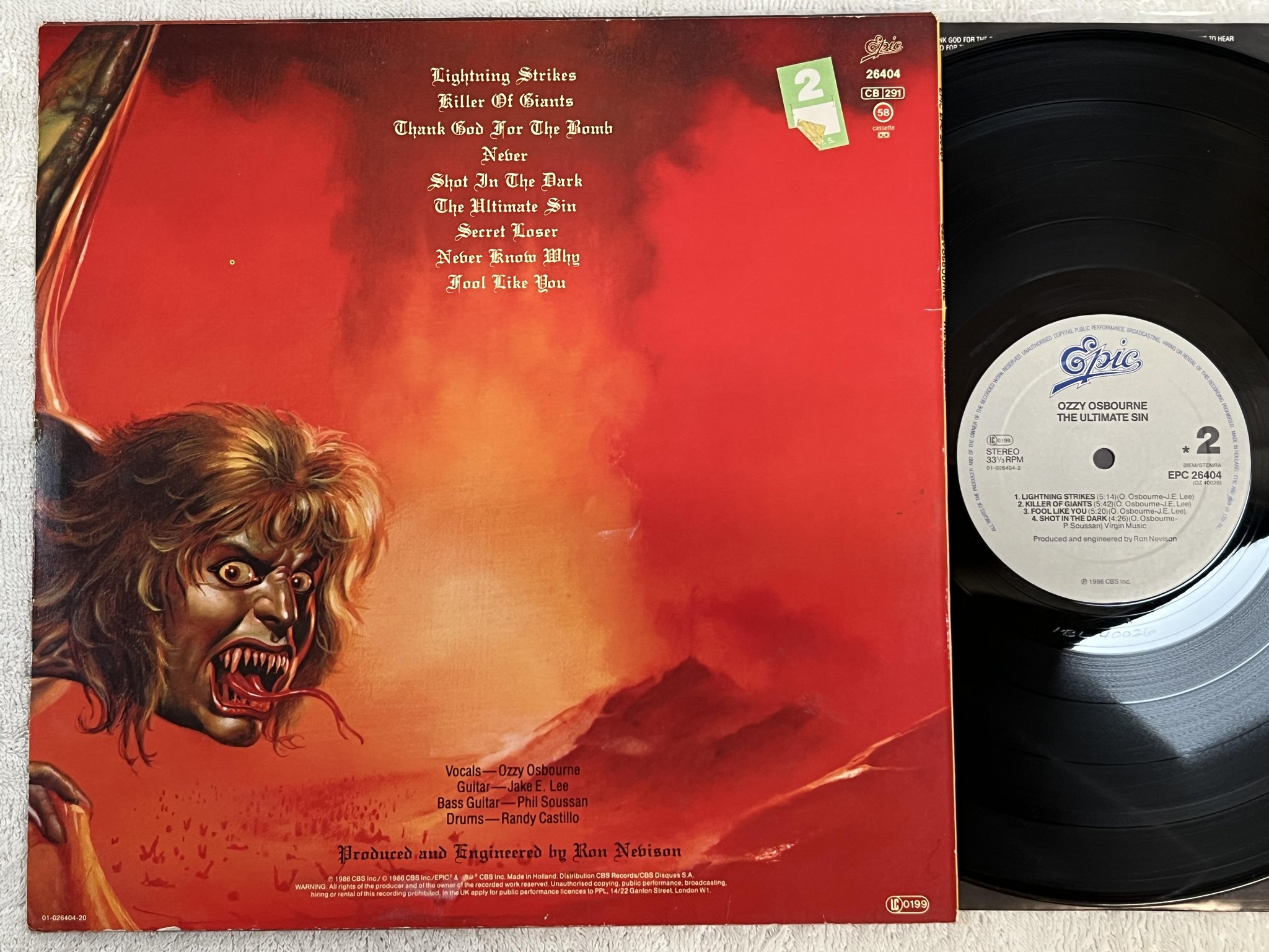 Omslagsbild för skivan OZZY OSBOURNE the ultimate sin LP -86 Hol EPIC EPC 26404