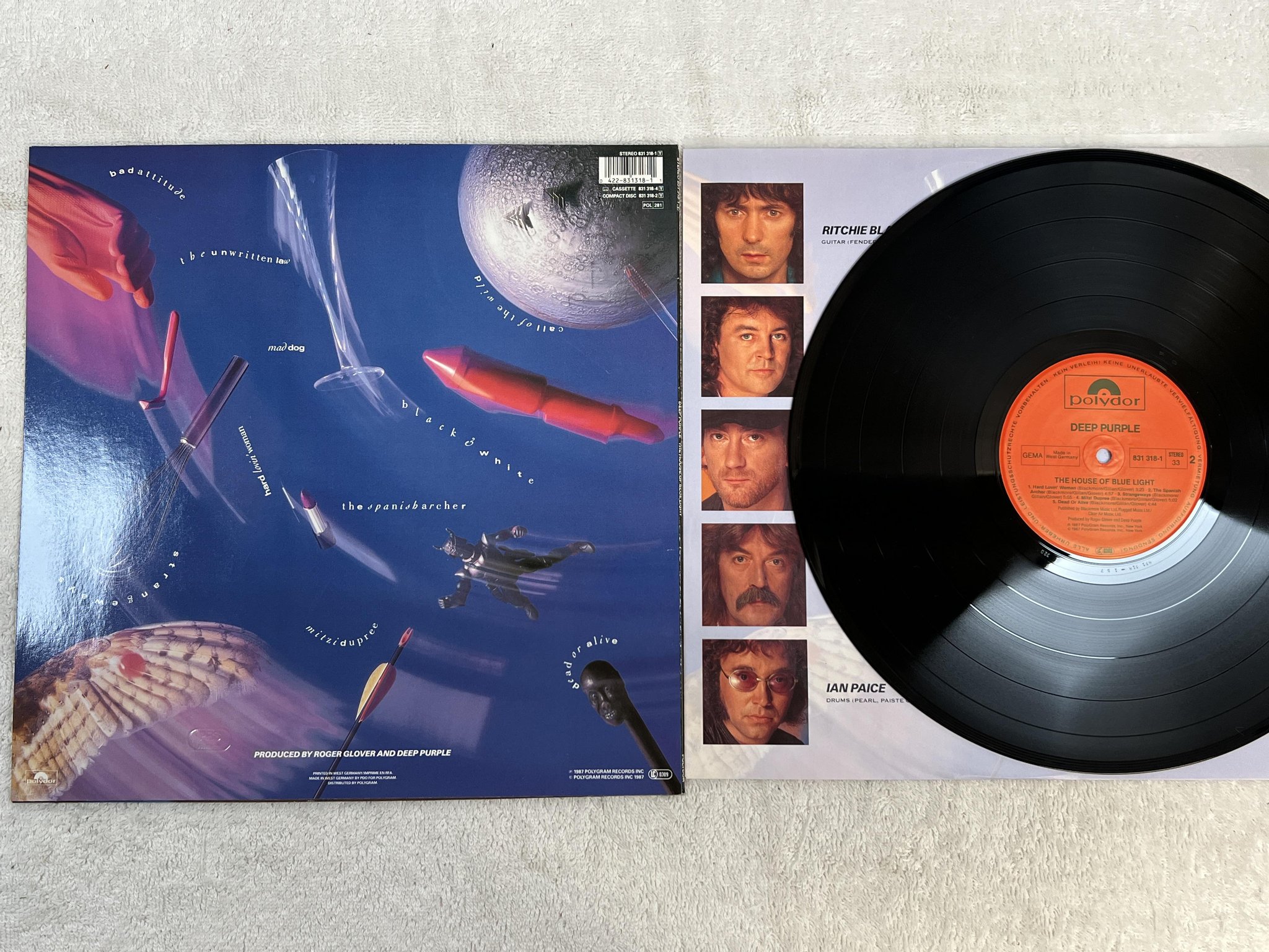 Omslagsbild för skivan DEEP PURPLE the house of blue light LP -87 Ger POLYDOR 831318-1