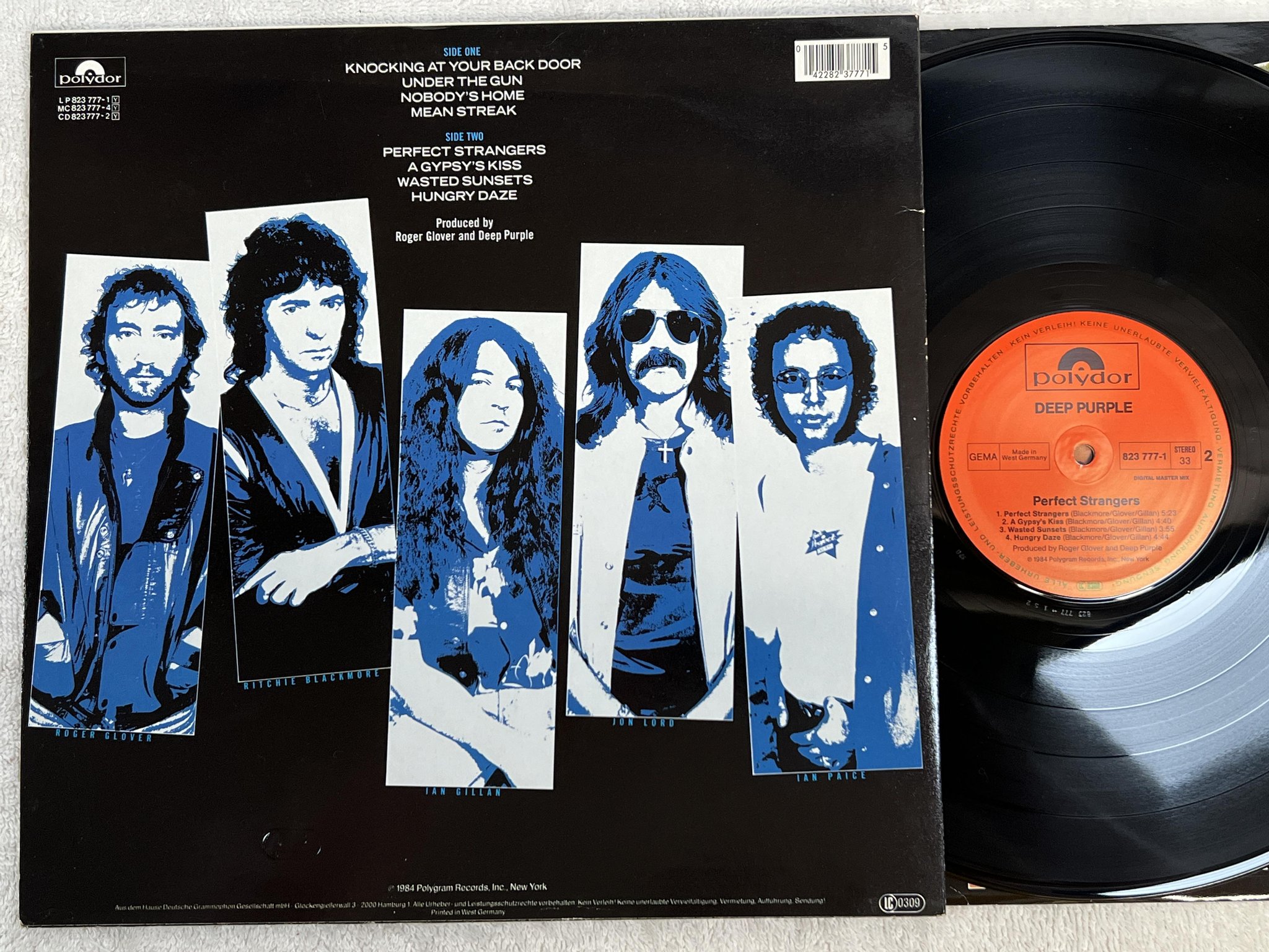 Omslagsbild för skivan DEEP PURPLE perfect strangers LP -84 Ger POLYDOR 823 777-1