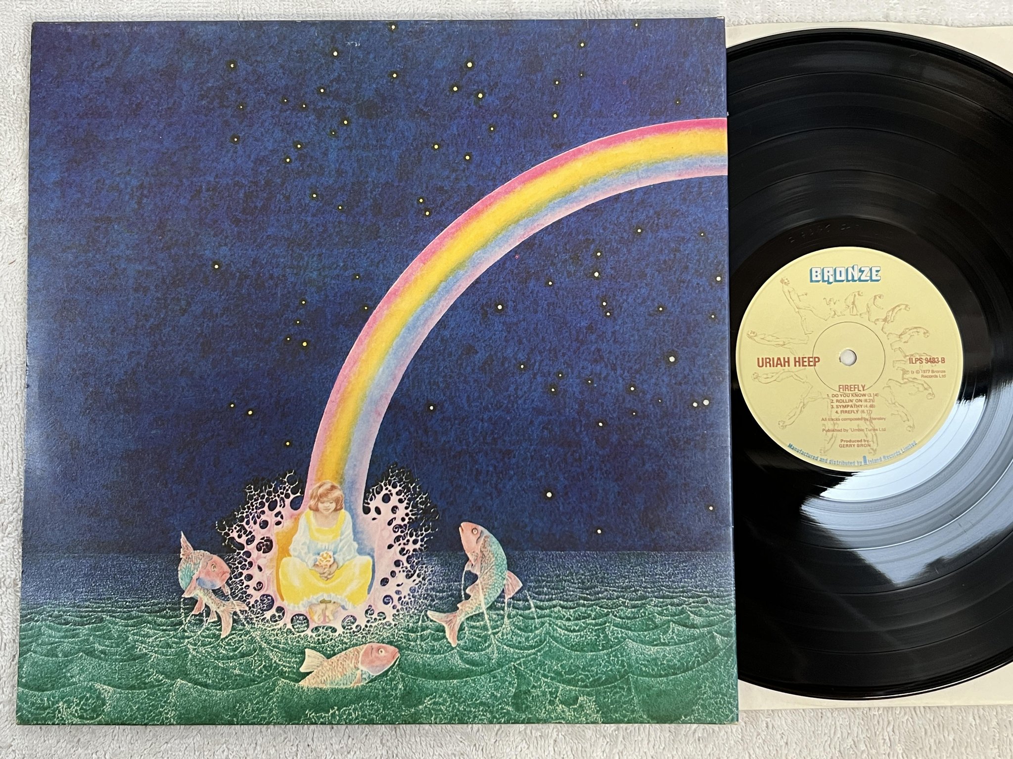 Omslagsbild för skivan URIAH HEEP firefly LP -77 UK BRONZE ILPS 9483