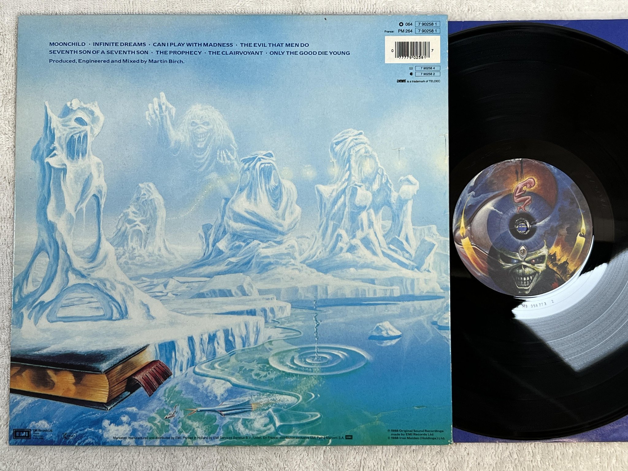 Omslagsbild för skivan IRON MAIDEN seventh son of a seventh son LP -88 Fra 7902581
