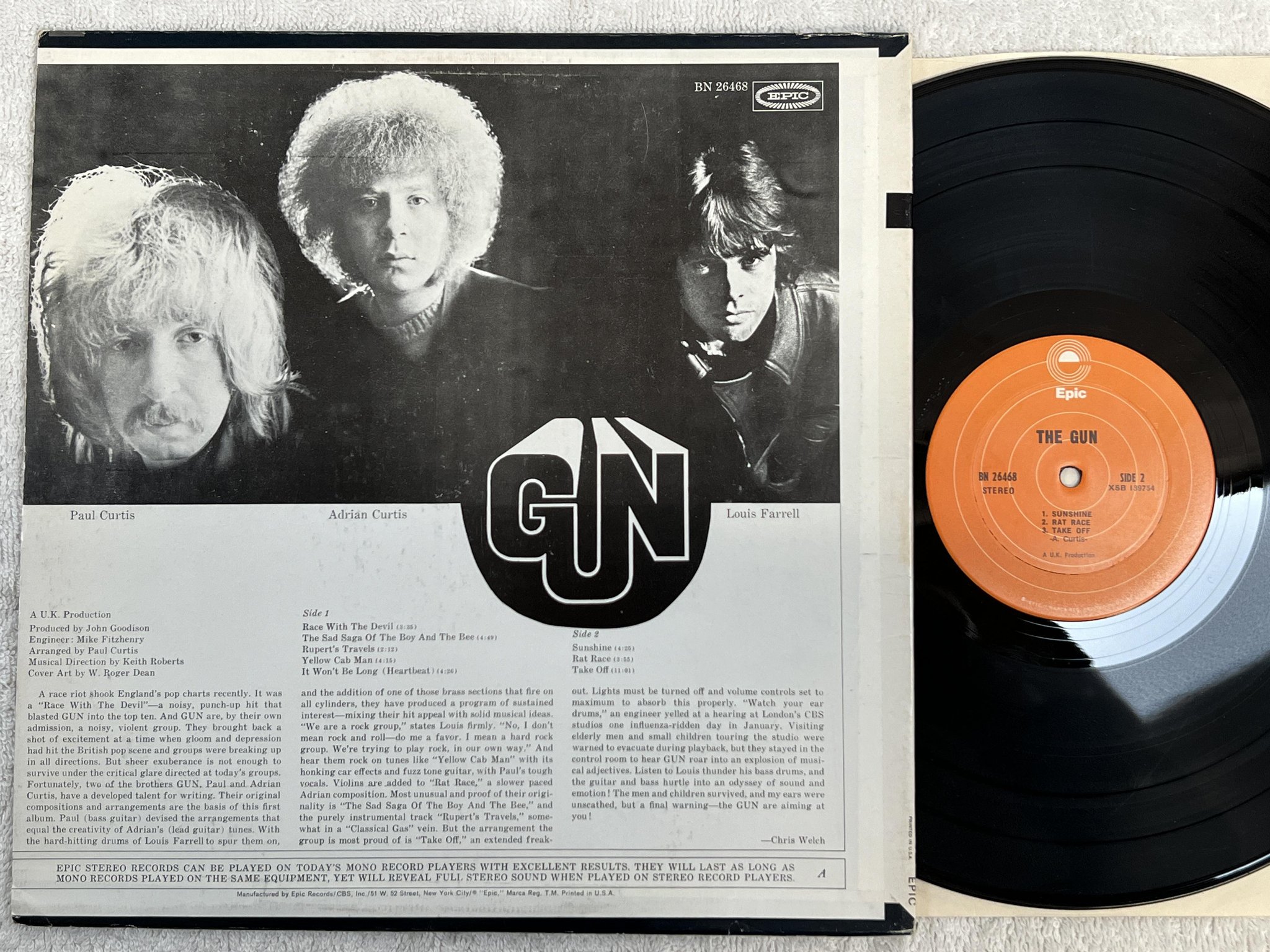 Omslagsbild för skivan THE GUN s/t LP US EPIC BN 26468