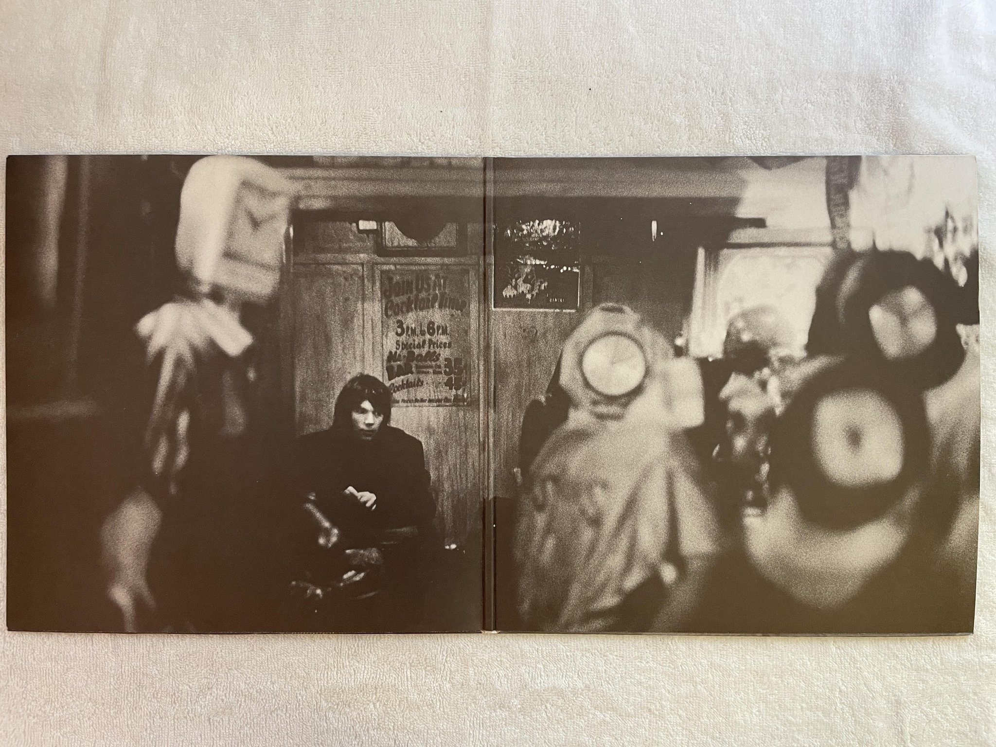 Omslagsbild för skivan NEIL YOUNG tonight's the night LP -75 Ger REPRISE REP 54040