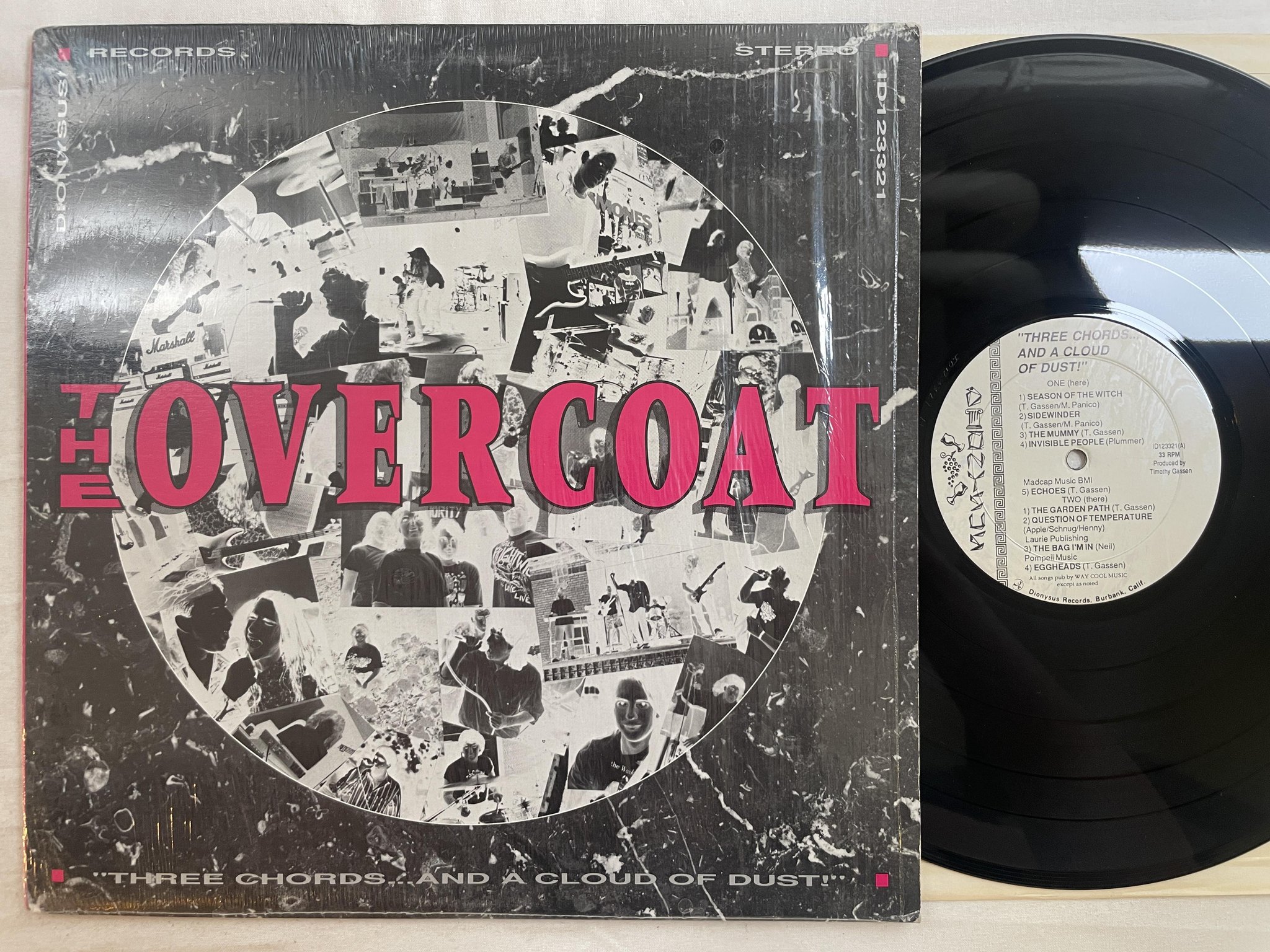 Omslagsbild för skivan THE OVERCOAT Three Chords...And A Cloud Of Dust! LP -91 US ID123321