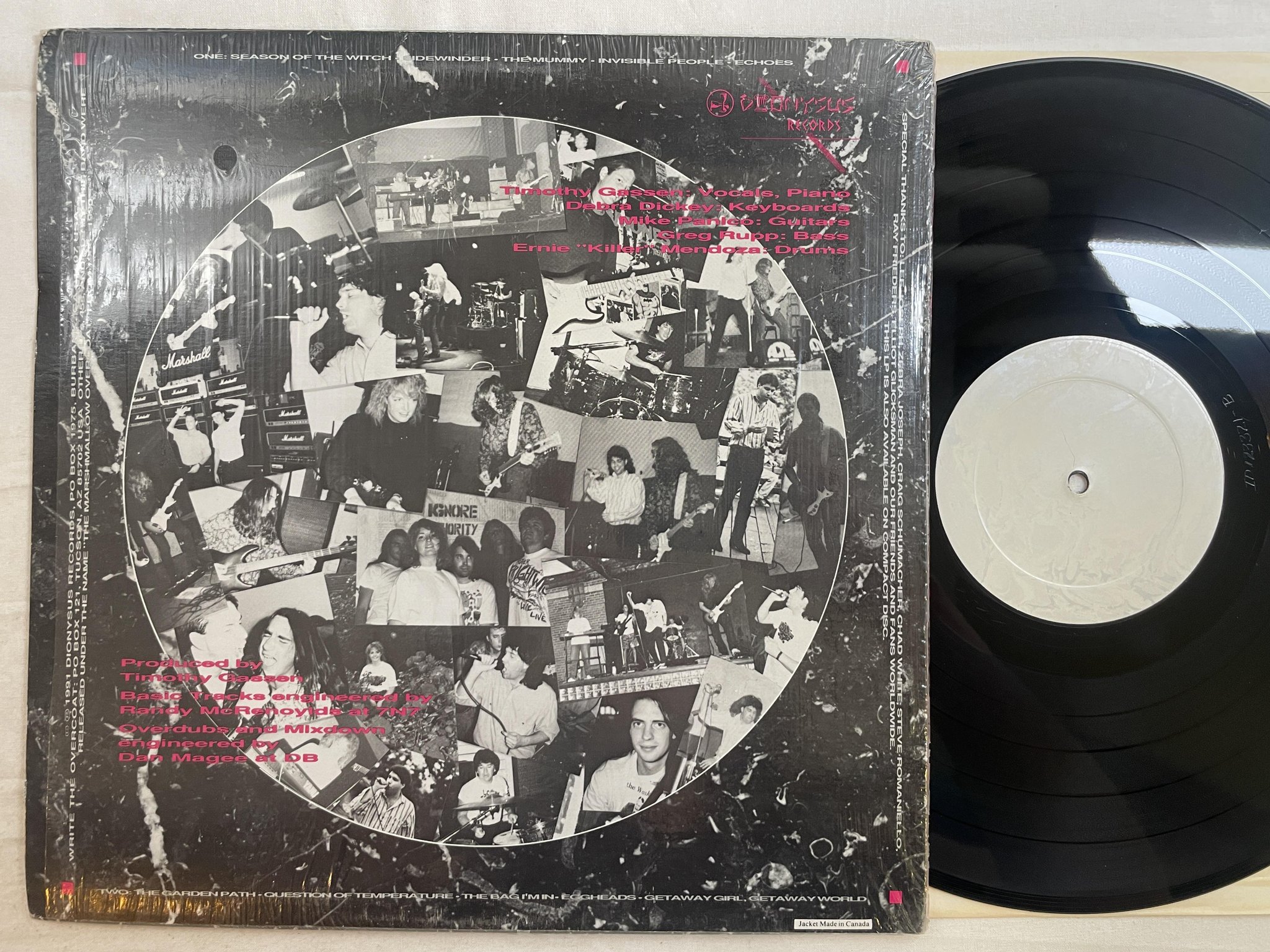 Omslagsbild för skivan THE OVERCOAT Three Chords...And A Cloud Of Dust! LP -91 US ID123321