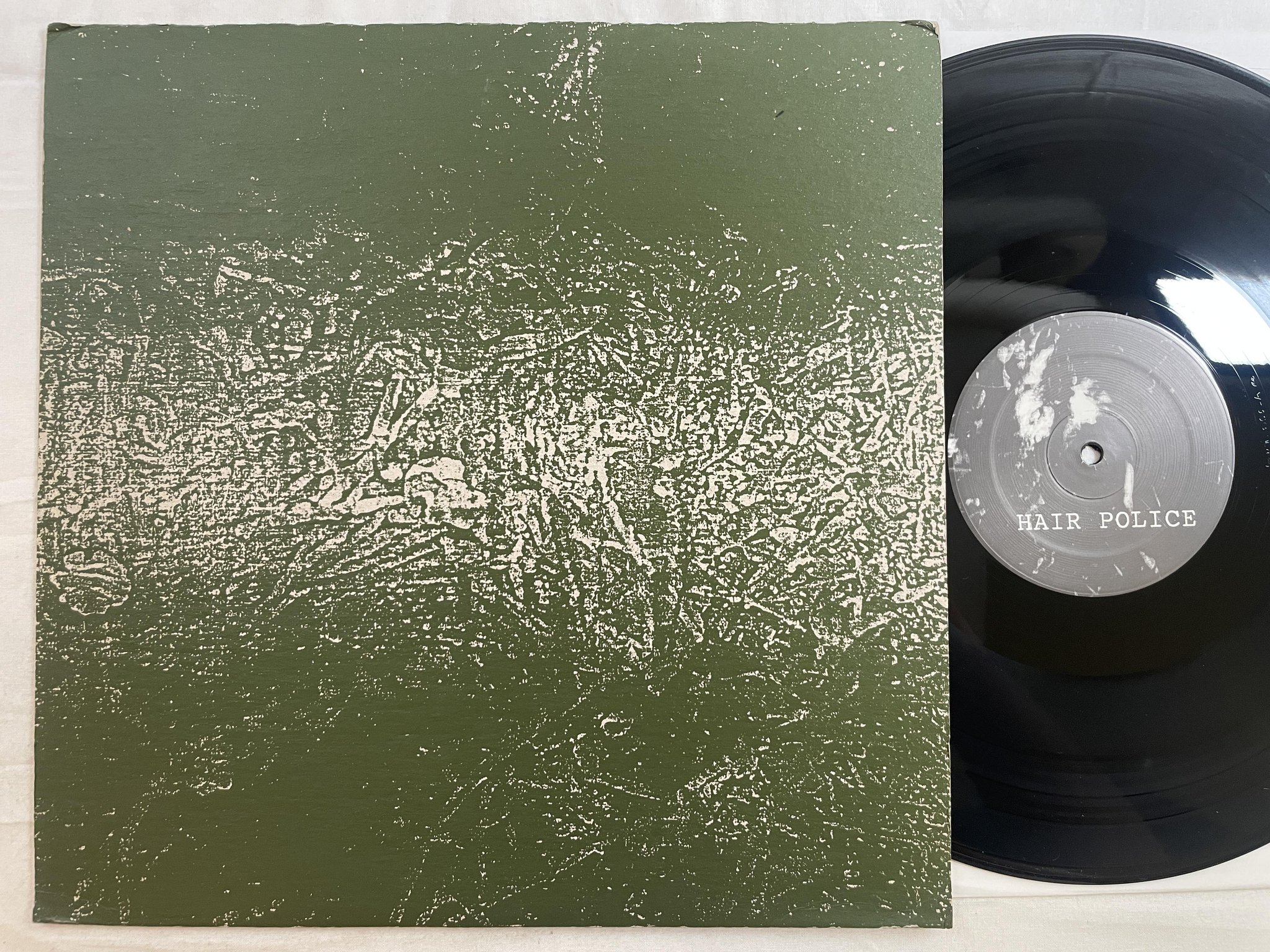 Omslagsbild för skivan HAIR POLICE Obedience Cuts LP 2004 US gods of tundra got055 *** noise ***