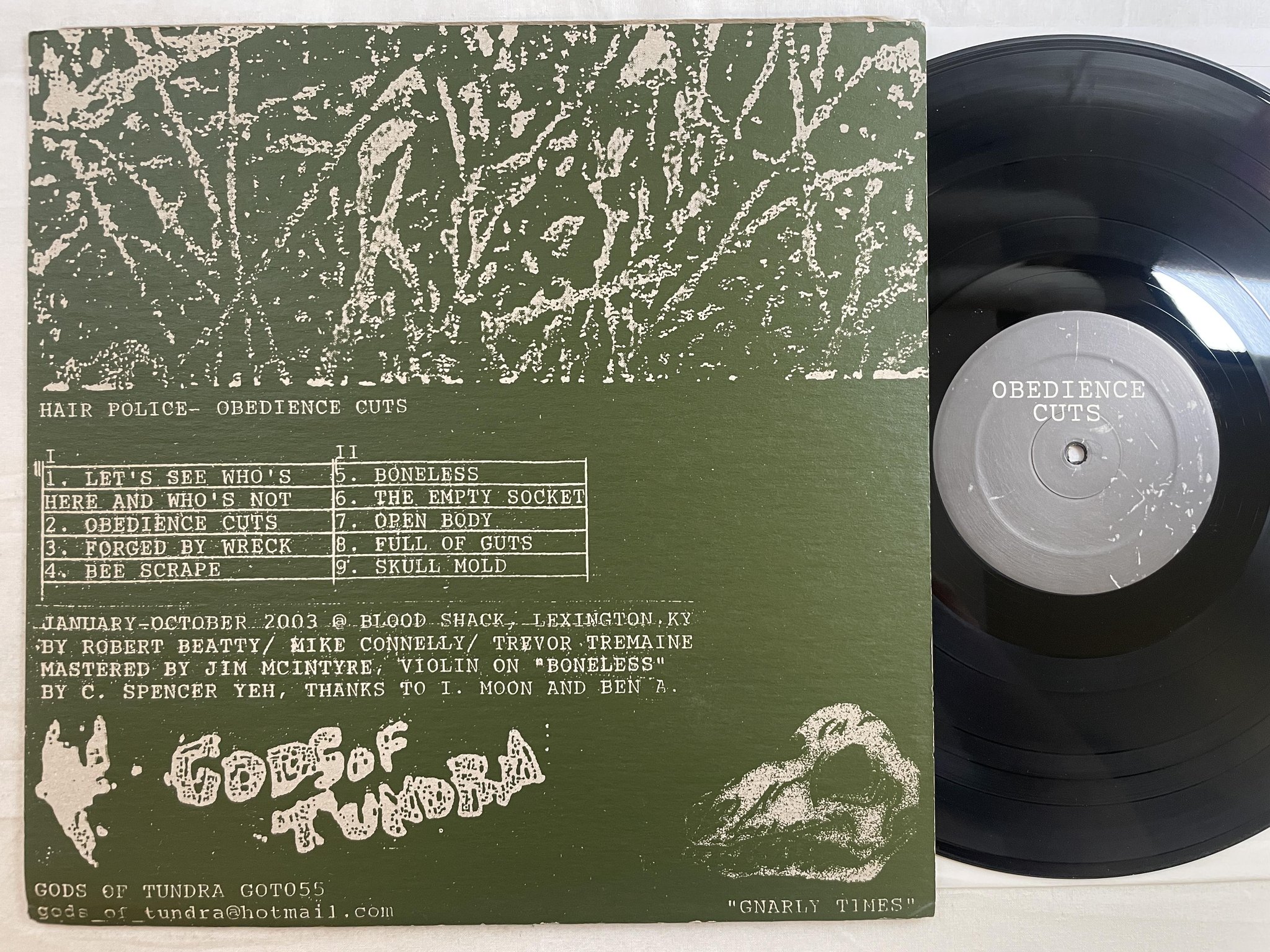 Omslagsbild för skivan HAIR POLICE Obedience Cuts LP 2004 US gods of tundra got055 *** noise ***