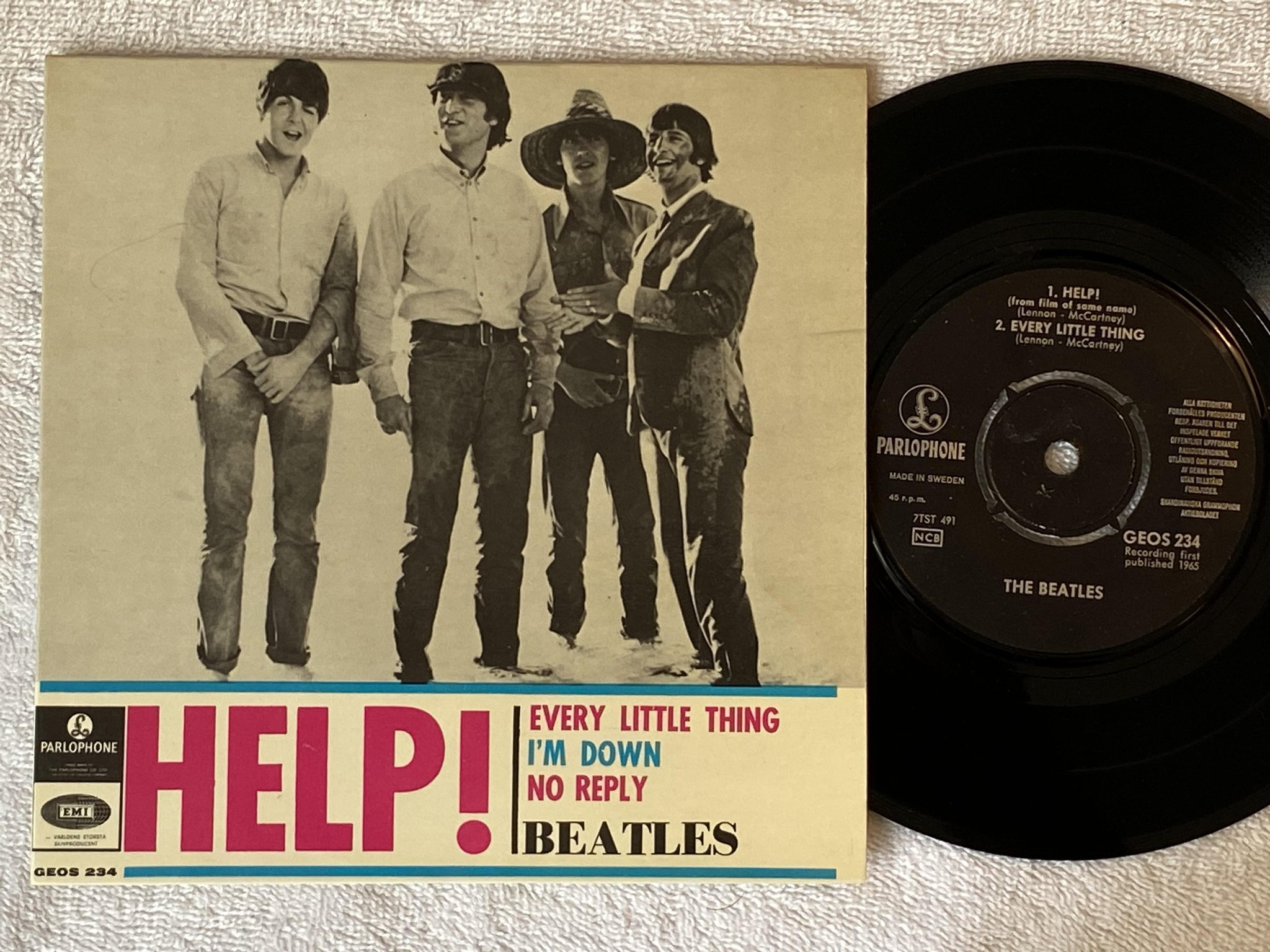 Omslagsbild för skivan THE BEATLES help! 7"ep -65 PARLOPHONE GEOS 234