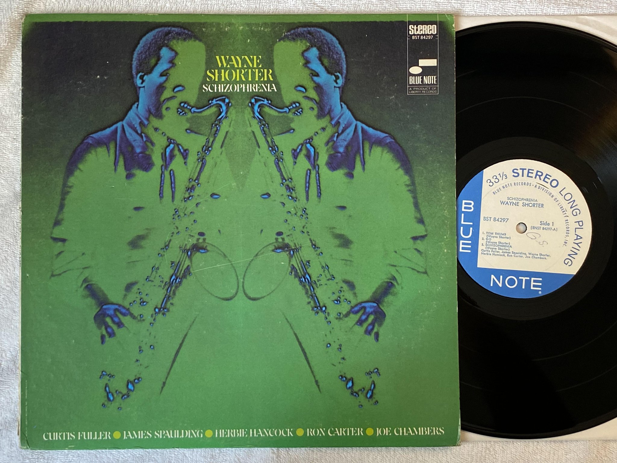 Omslagsbild för skivan WAYNE SHORTER schizophrenia LP US BLUE NOTE BST 84297 ** Liberty Press **