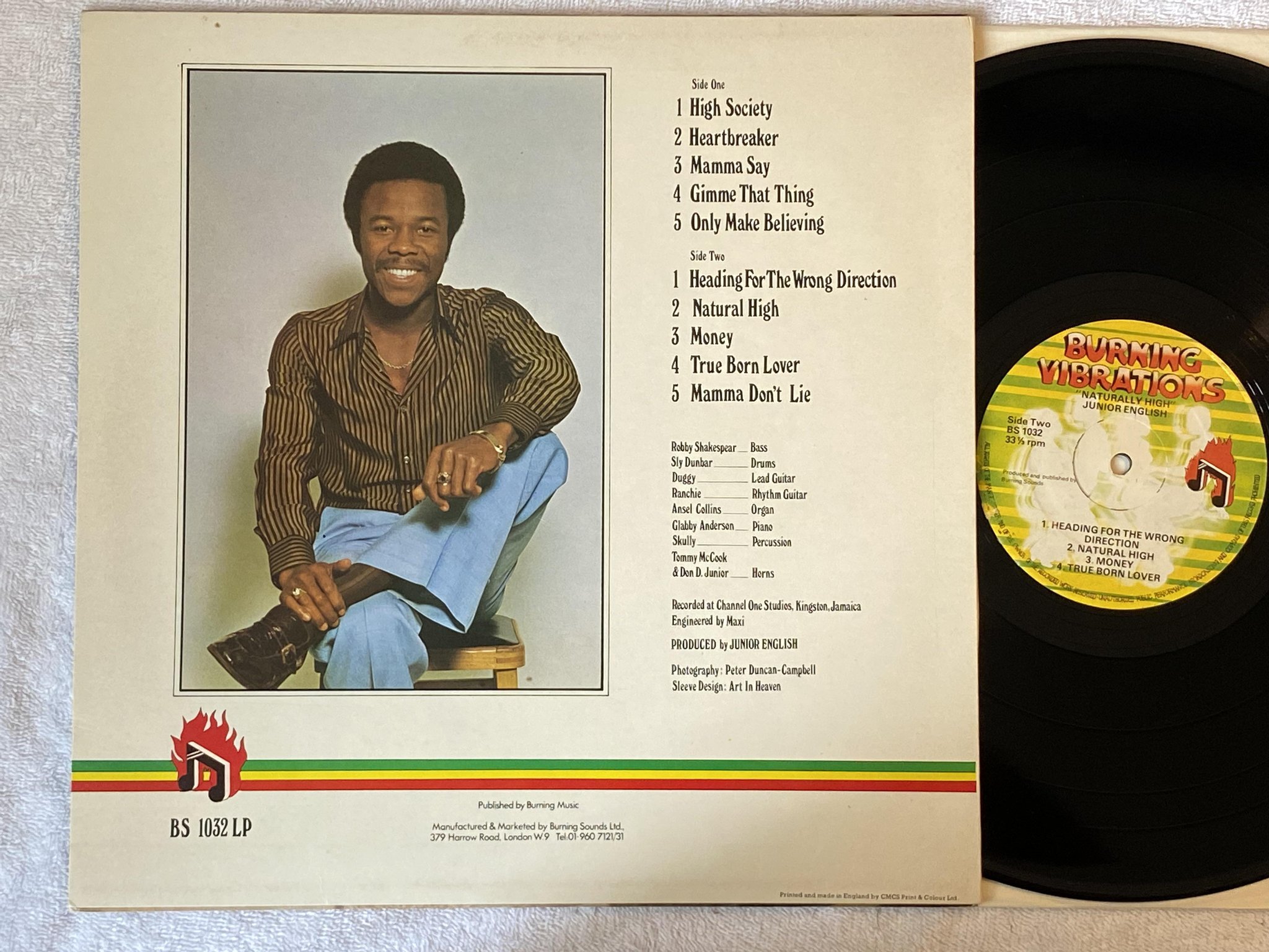 Omslagsbild för skivan JUNIOR ENGLISH Naturally High LP -78 UK BURNING SOUNDS BS 1032 ** Lovers rock **