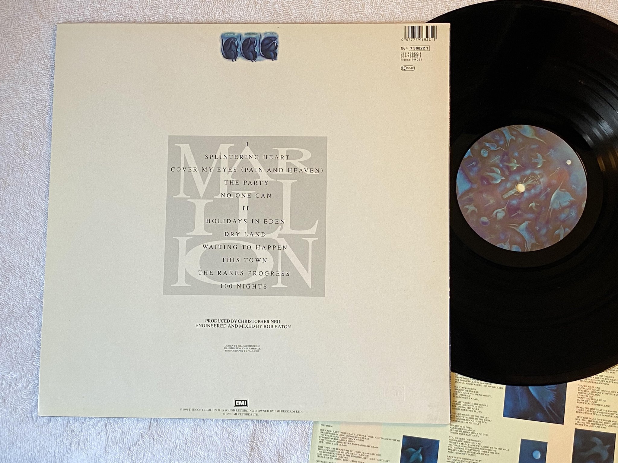 Omslagsbild för skivan MARILLION Holidays In Eden LP -91 EMI 064 7 96822 1