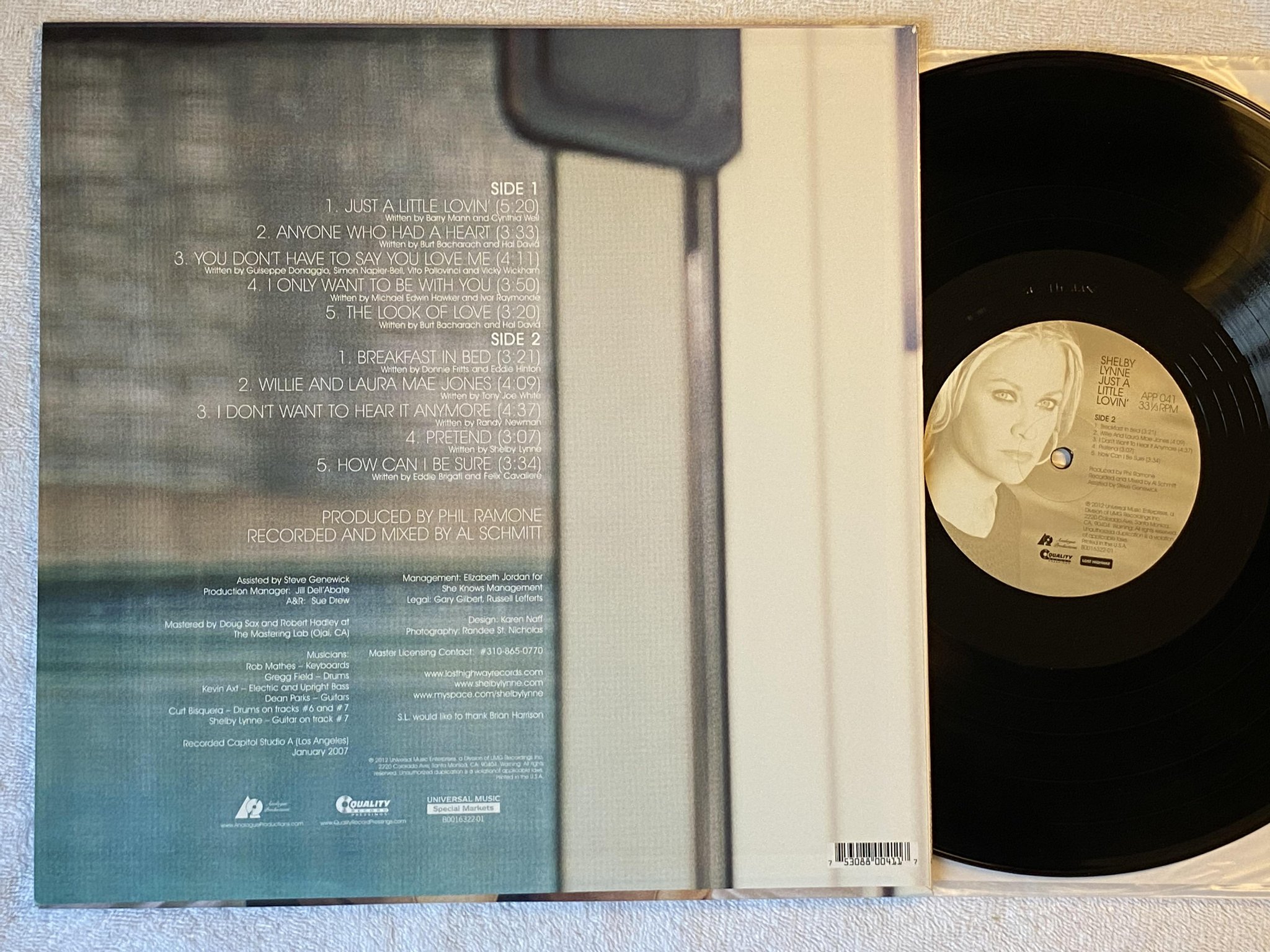 Omslagsbild för skivan SHELBY LYNNE Just A Little Lovin' LP 2012 US analogue productions APP 041