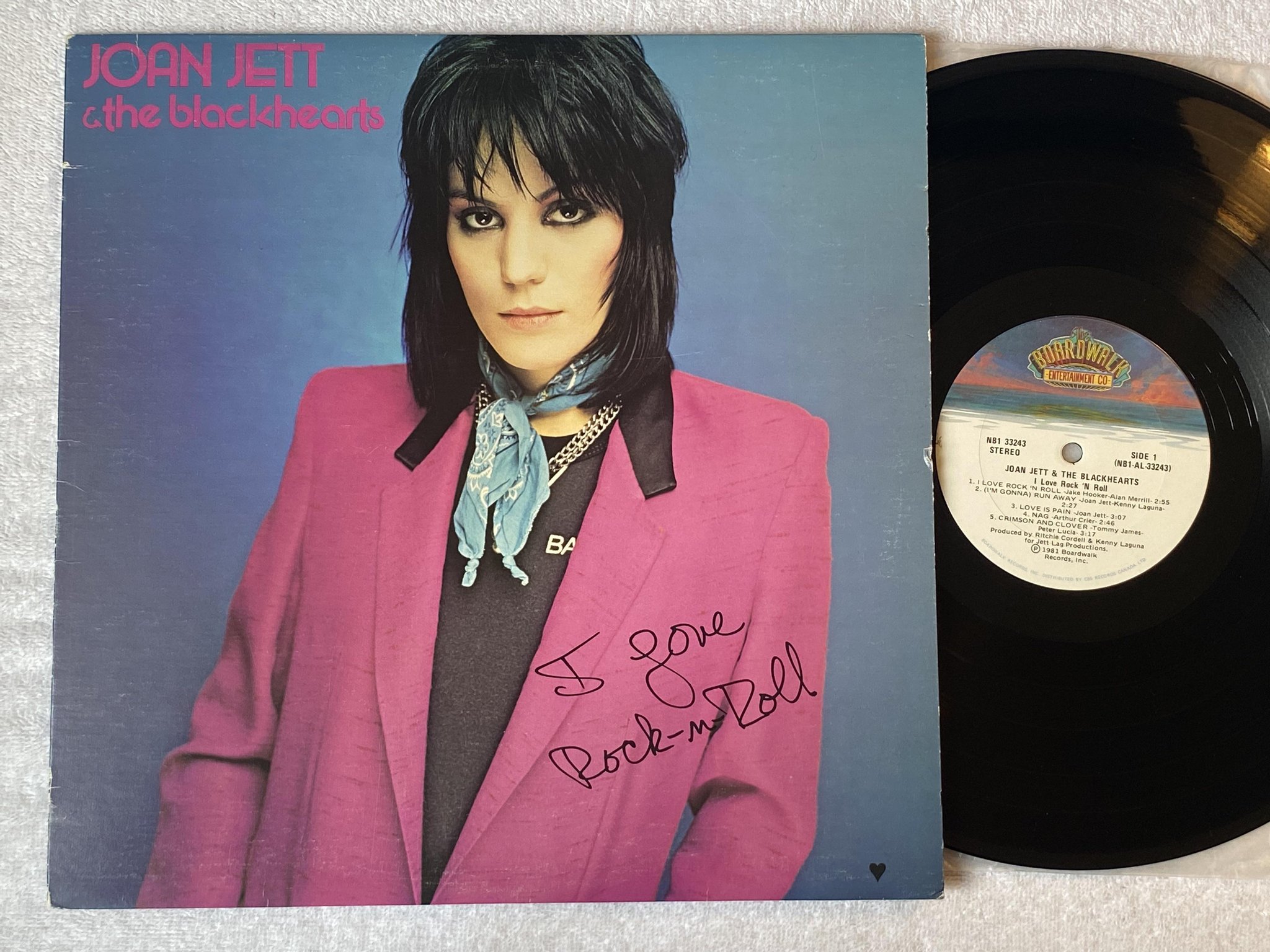 Omslagsbild för skivan JOAN JETT & THE BLACKHEARTS I love rock 'n roll LP -81 Can BOARDWALK NB1 33243