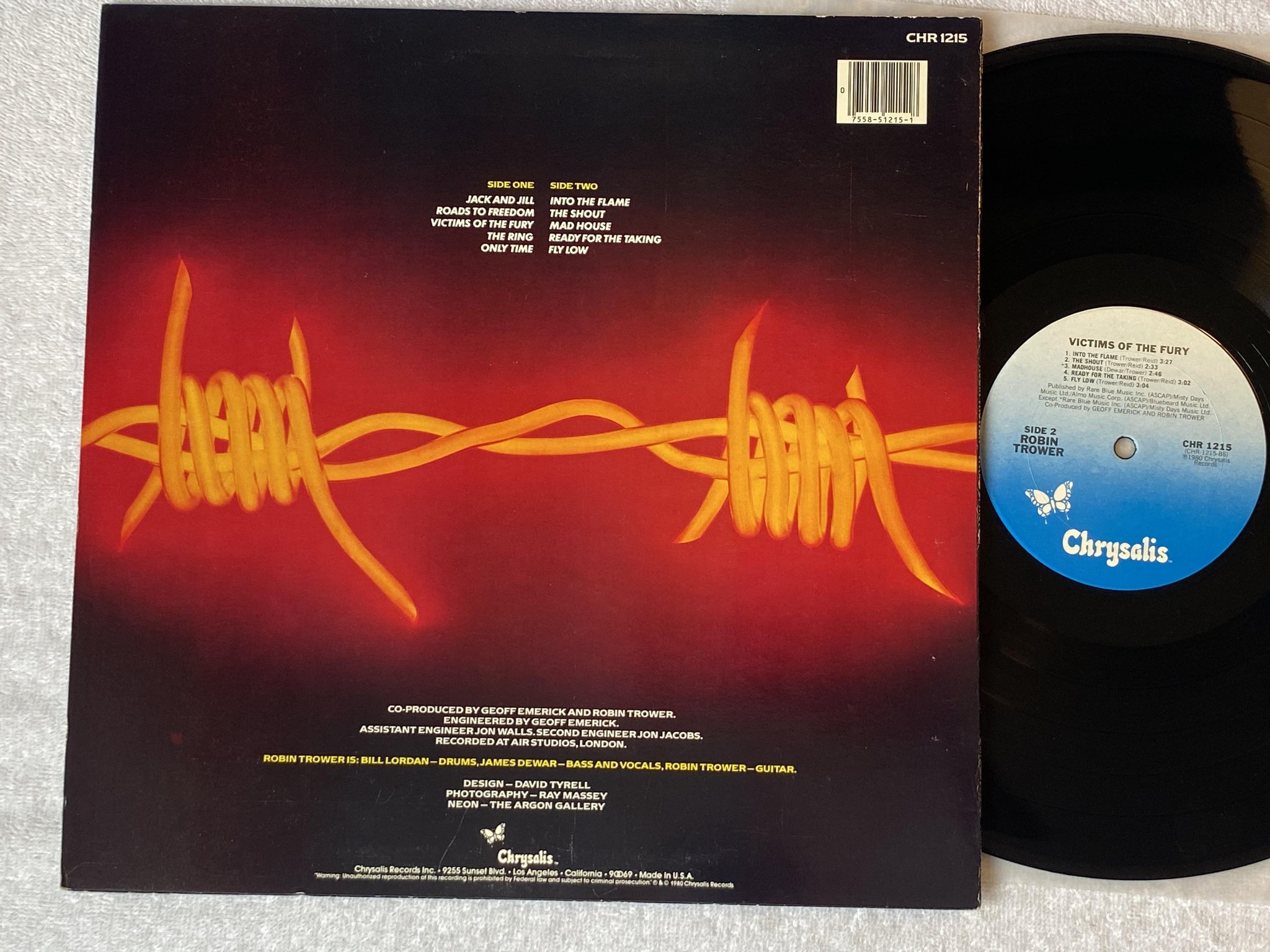 Omslagsbild för skivan ROBIN TROWER vivtims of the fury LP -80 US CHRYSALIS CHR 1215