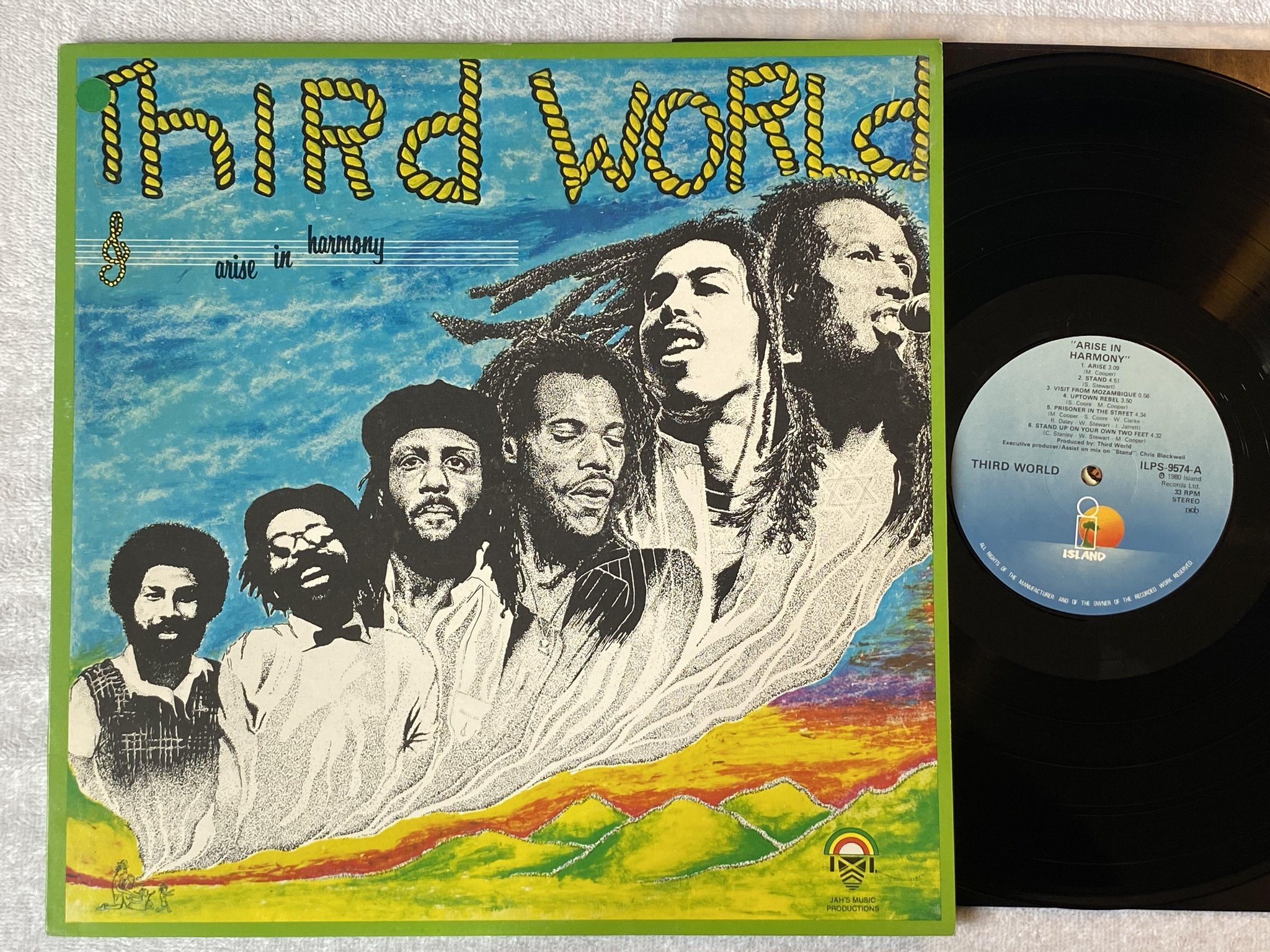 Omslagsbild för skivan THIRD WORLD arise in harmony LP -80 ncb ISLAND ILPS 9574