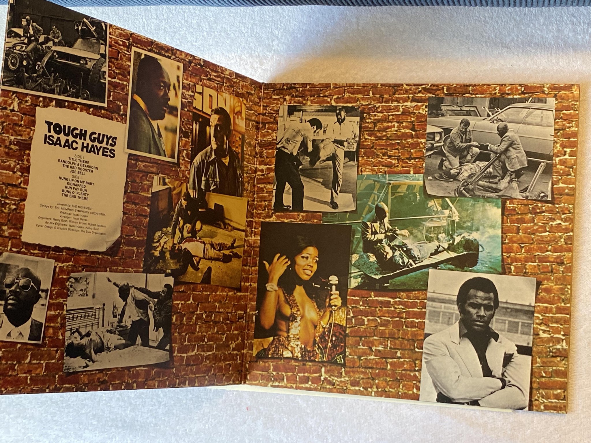 Omslagsbild för skivan ISAAC HAYES tough guys LP -74 UK STX STXH 5001