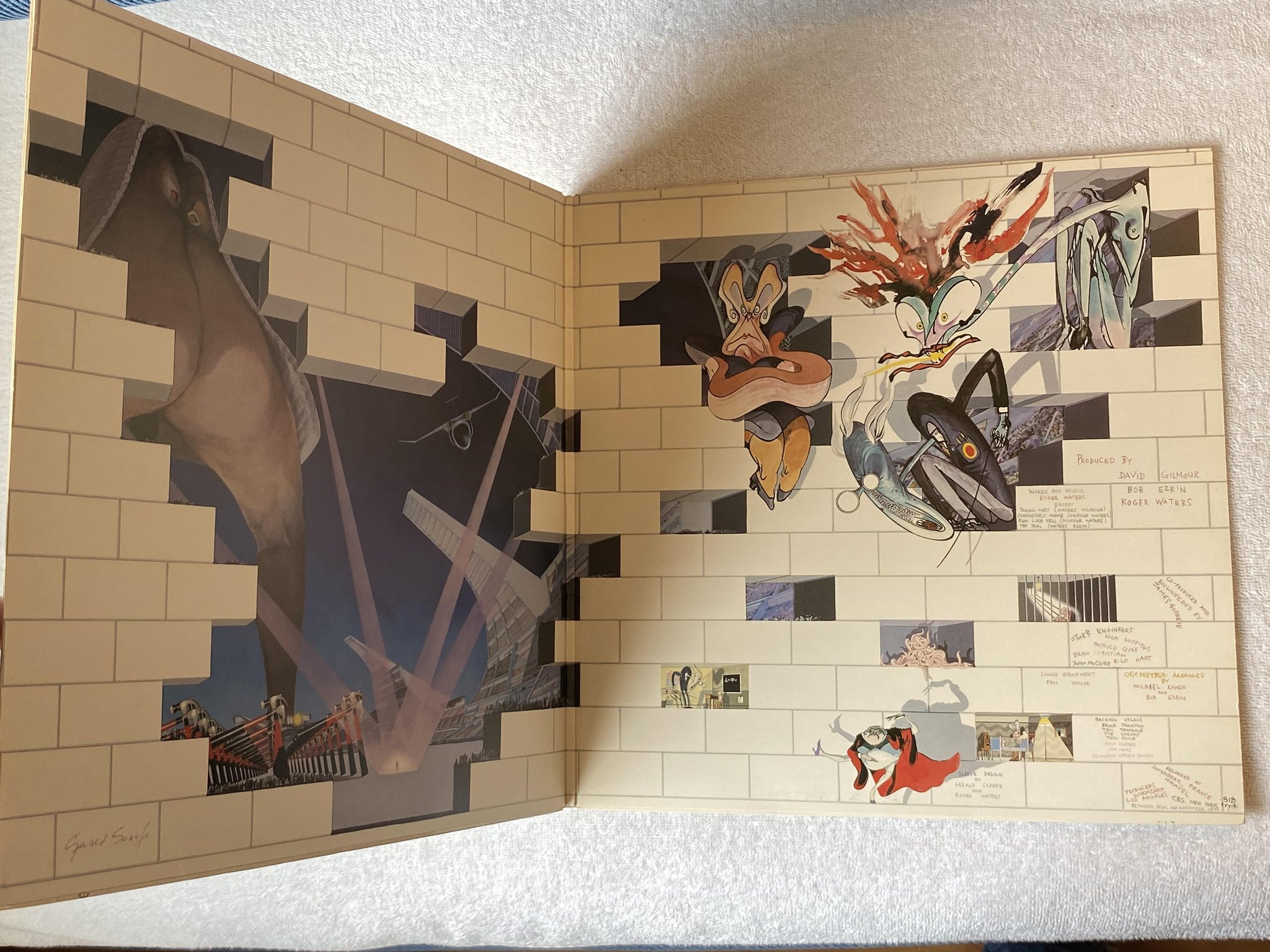 Omslagsbild för skivan PINK FLOYD the wall 2xLP -79 ncb HARVEST 7C 156-63411