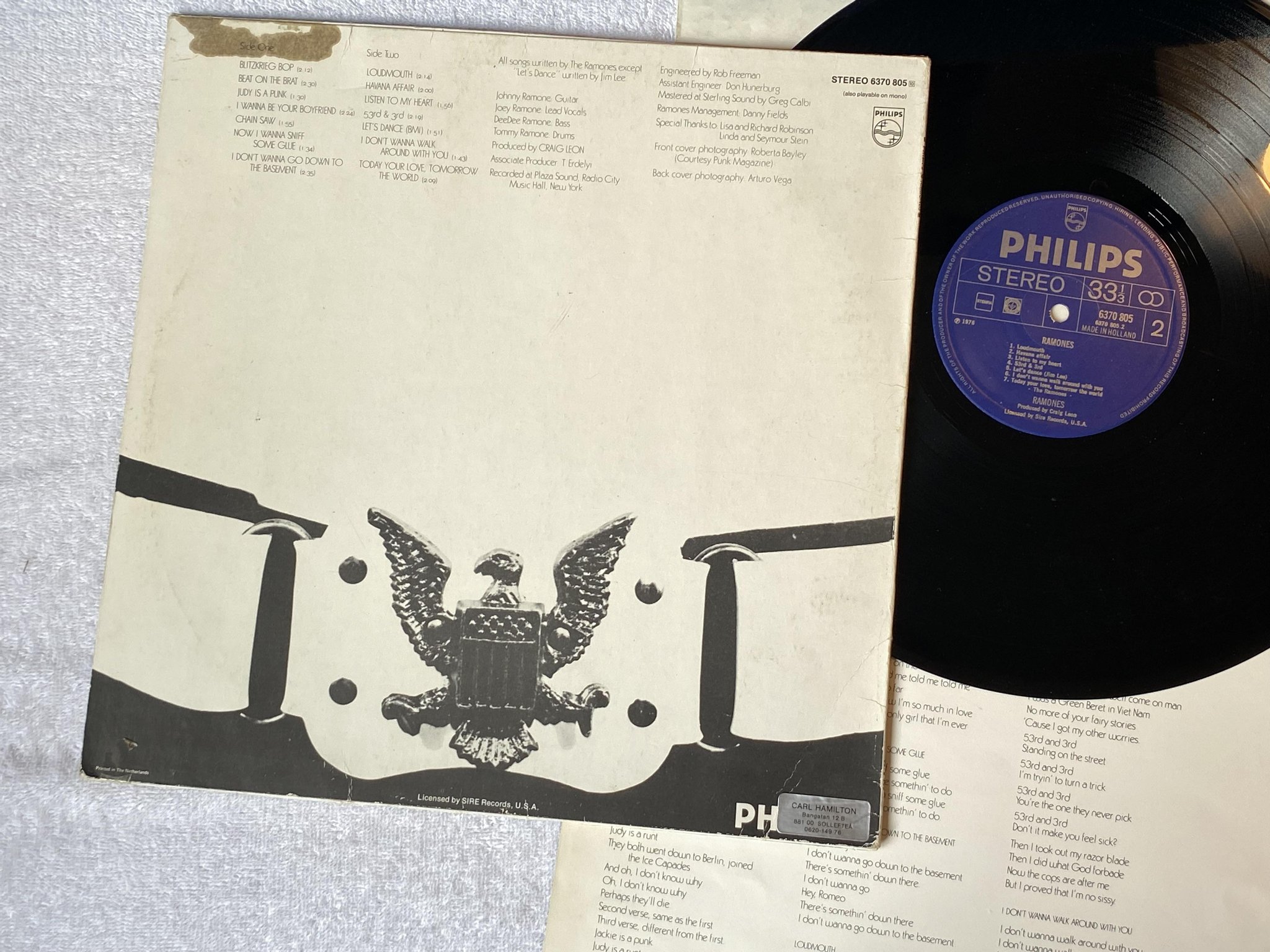 Omslagsbild för skivan RAMONES s/t LP -76 Hol PHILIPS 6370 805 *** rare punk rock classic ***