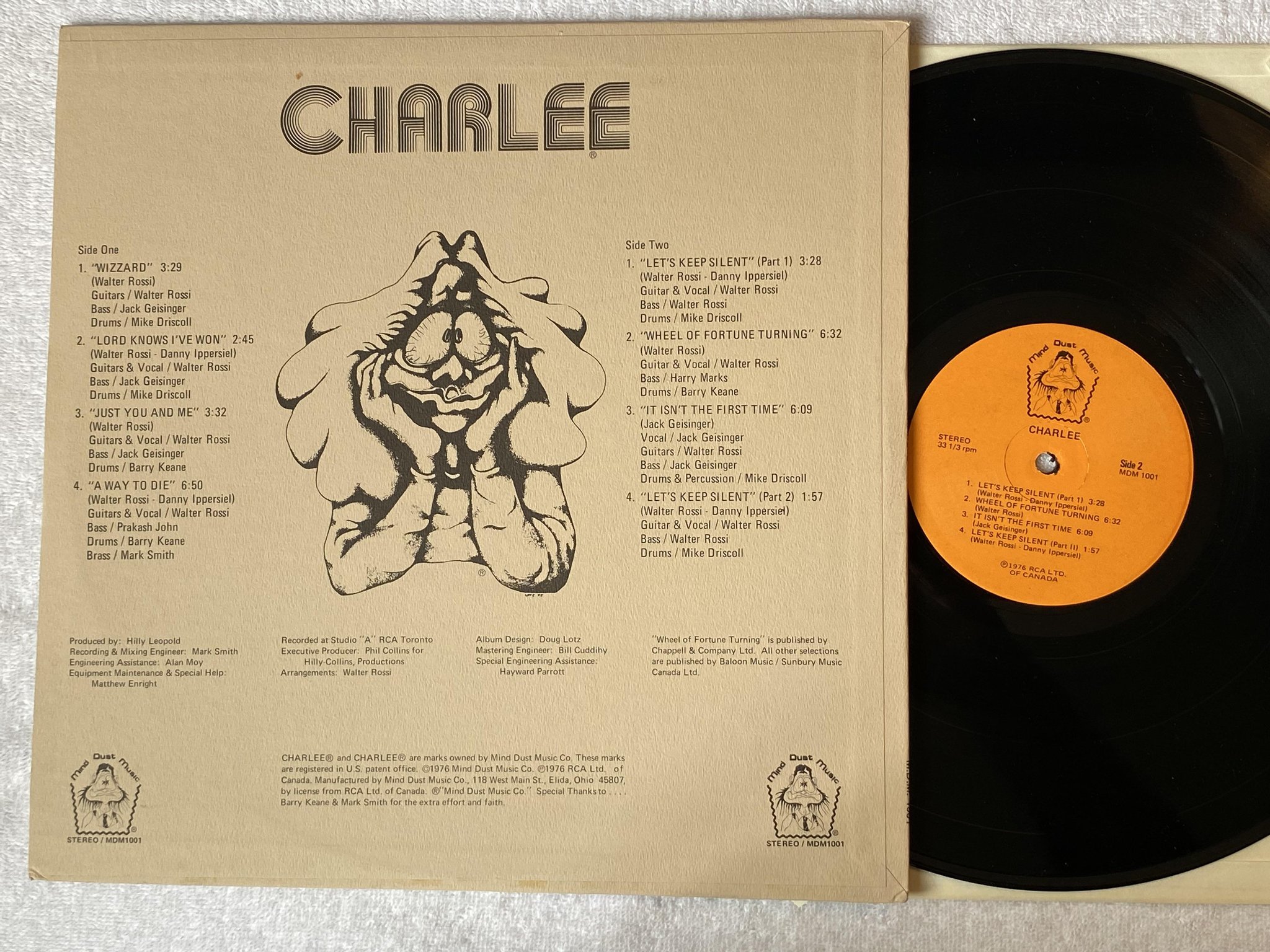 Omslagsbild för skivan CHARLEE s/t LP -76 re US MIND DUST MUSIC MDM 1001 *** RARE ***