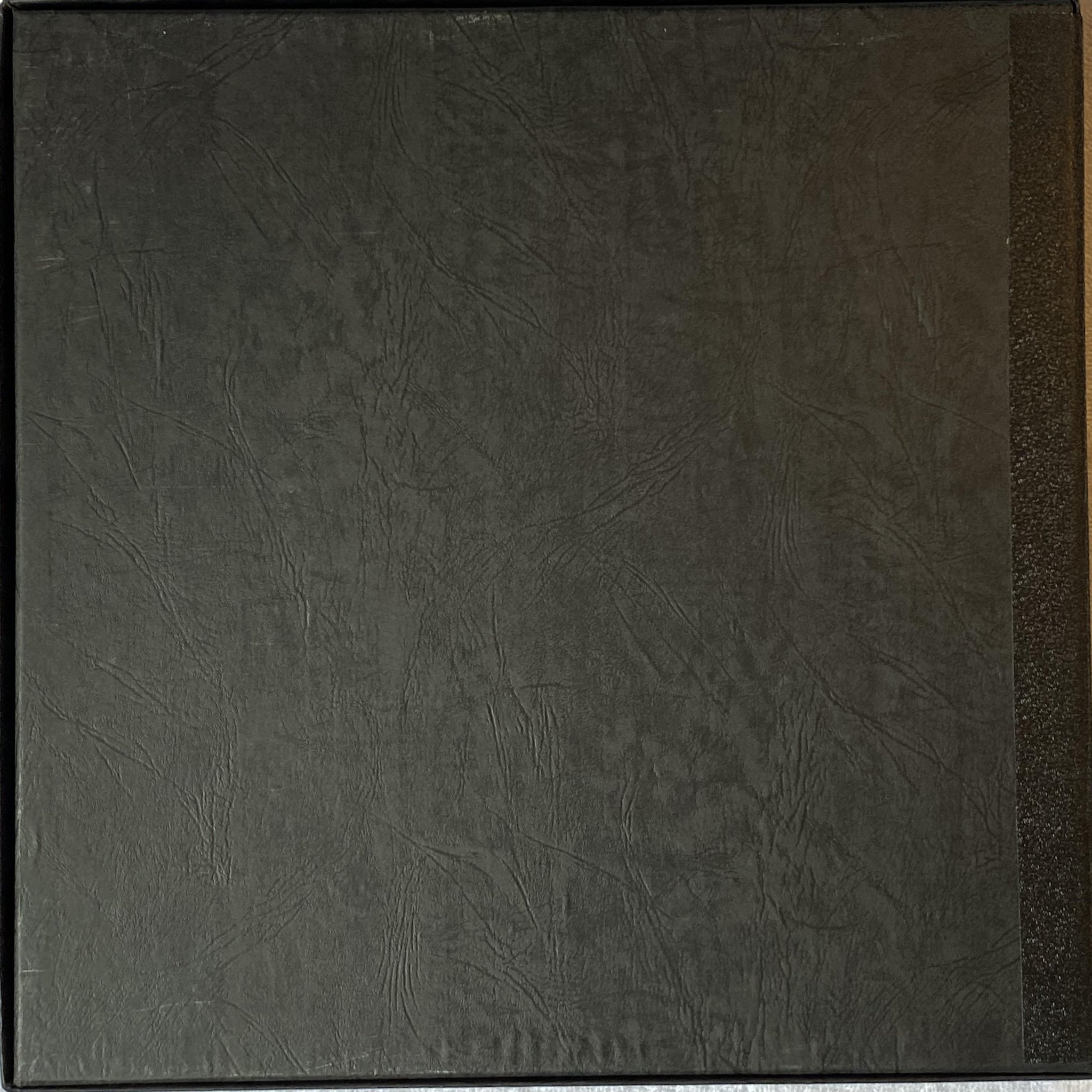 Omslagsbild för skivan GEORGE HARRISON All Things Must Pass 3xLP -70 UK APPLE STCH 639 * W/ POSTER *