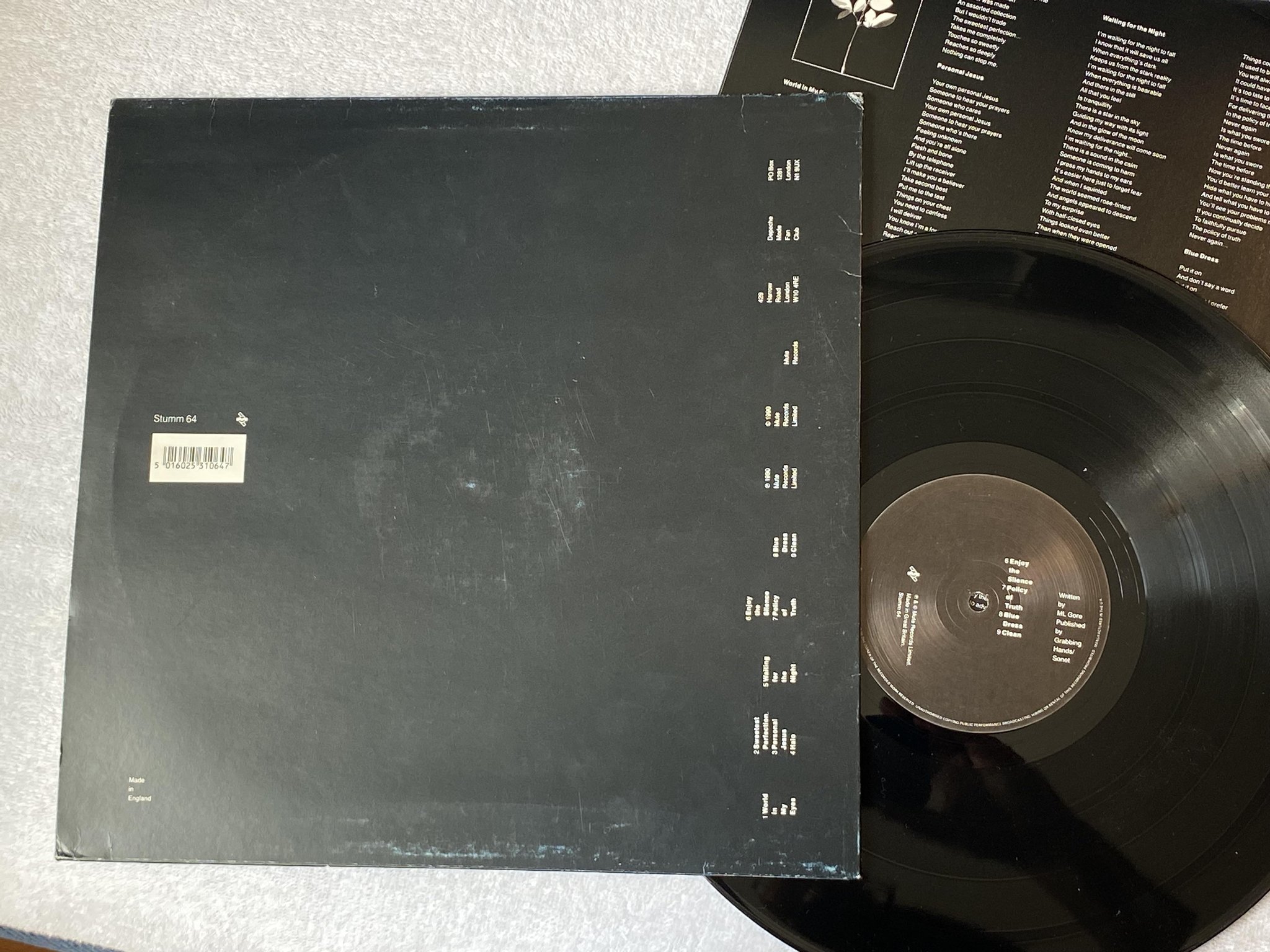 Omslagsbild för skivan DEPECHE MODE Violator LP -90 UK MUTE STUMM 64 *** RARE UK PRESSING ***