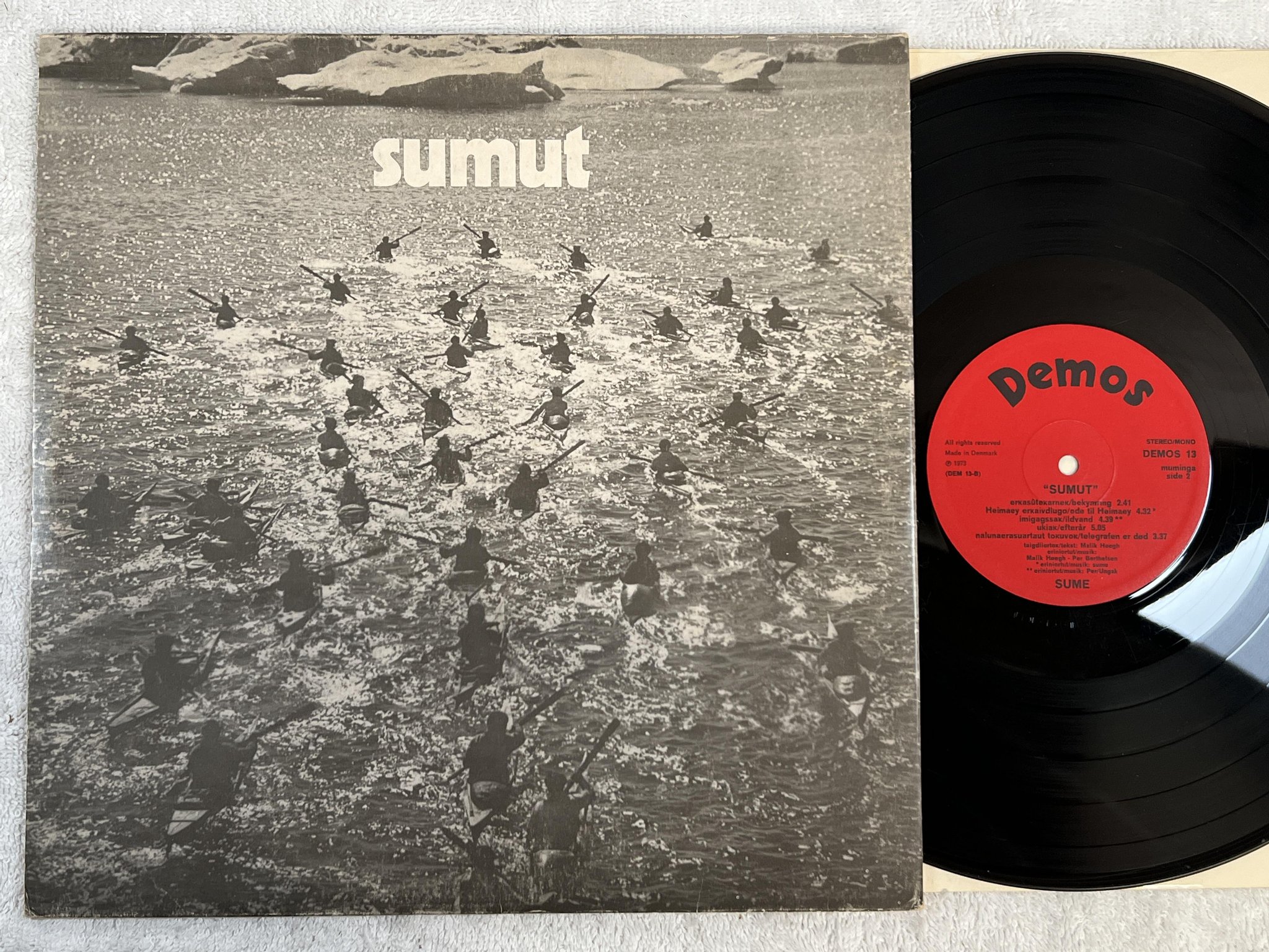 Omslagsbild för skivan SUME Sumut LP -73 Denmark DEMOS DEMOS 13 *** Red labels ***