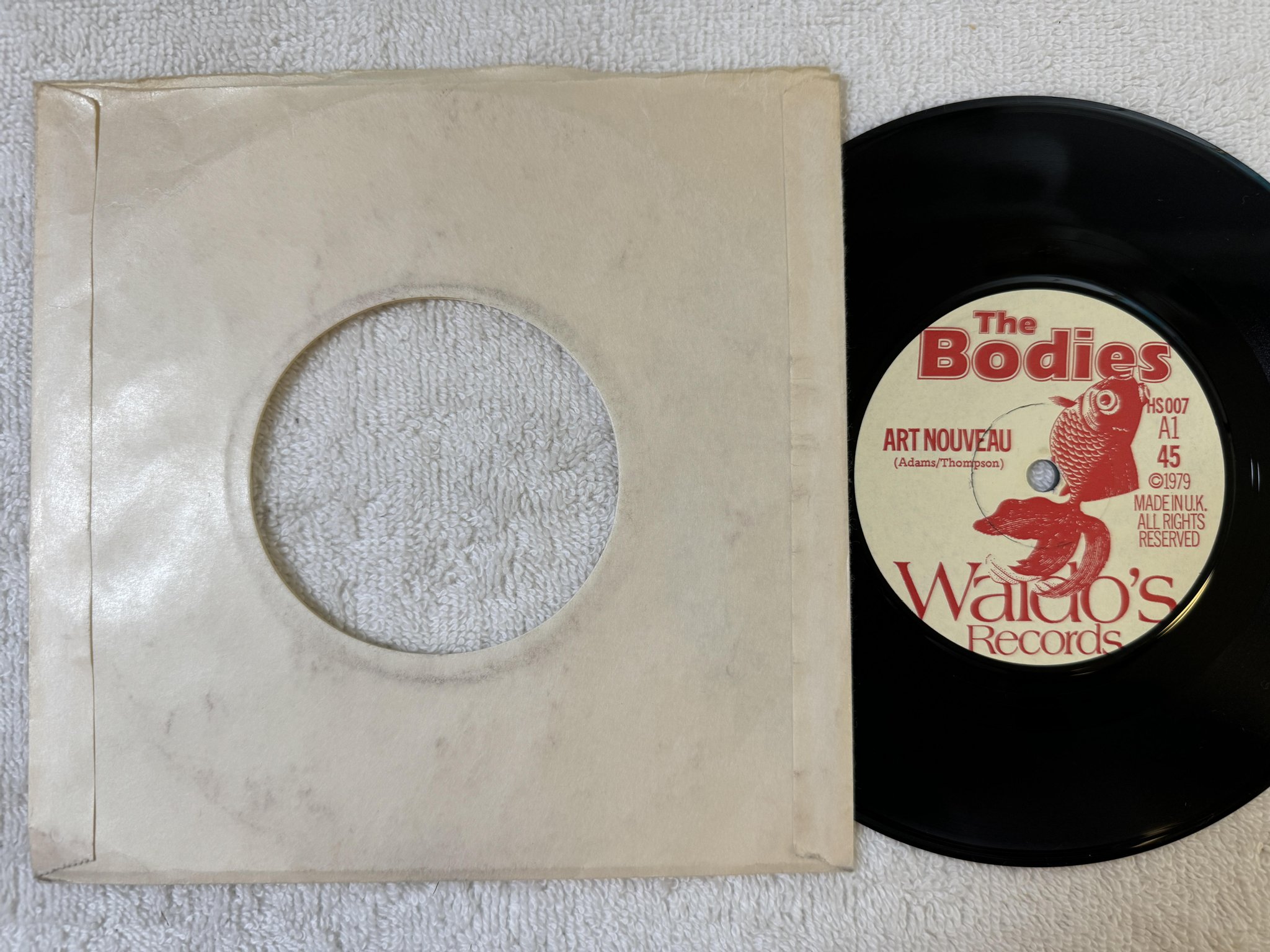 Omslagsbild för skivan THE BODIES Art Nouveau 7" -79/80 UK WALDO'S HS007