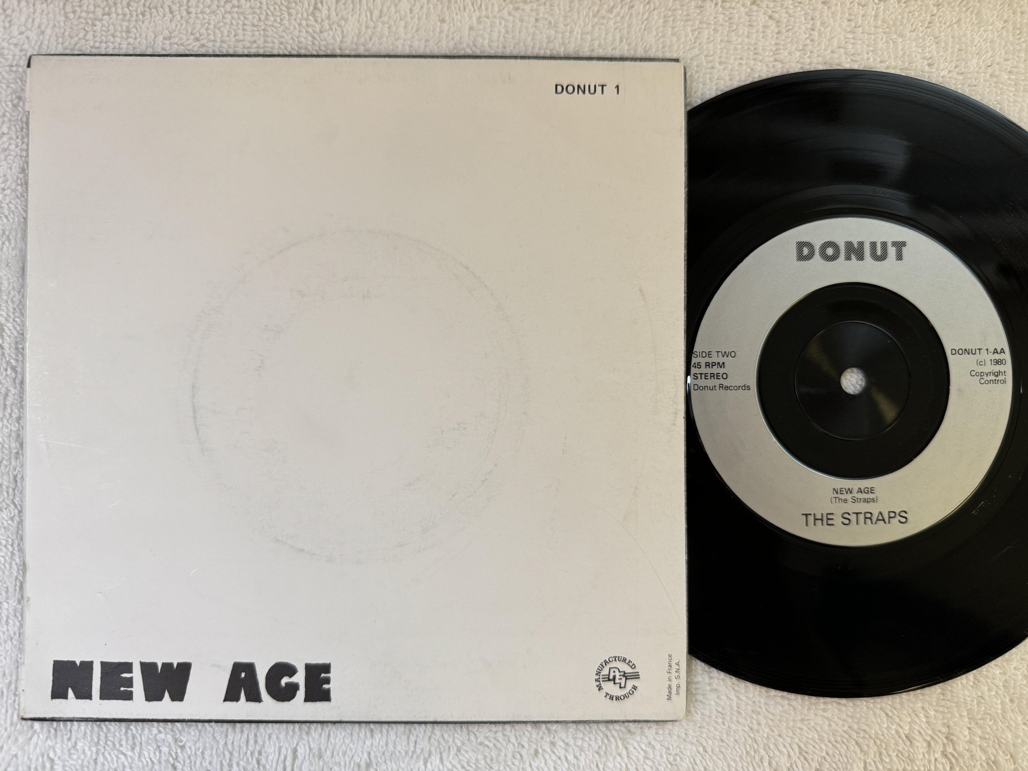 Omslagsbild för skivan THE STRAPS Just Cant Take Anymore 7" -80 UK DONUT 1