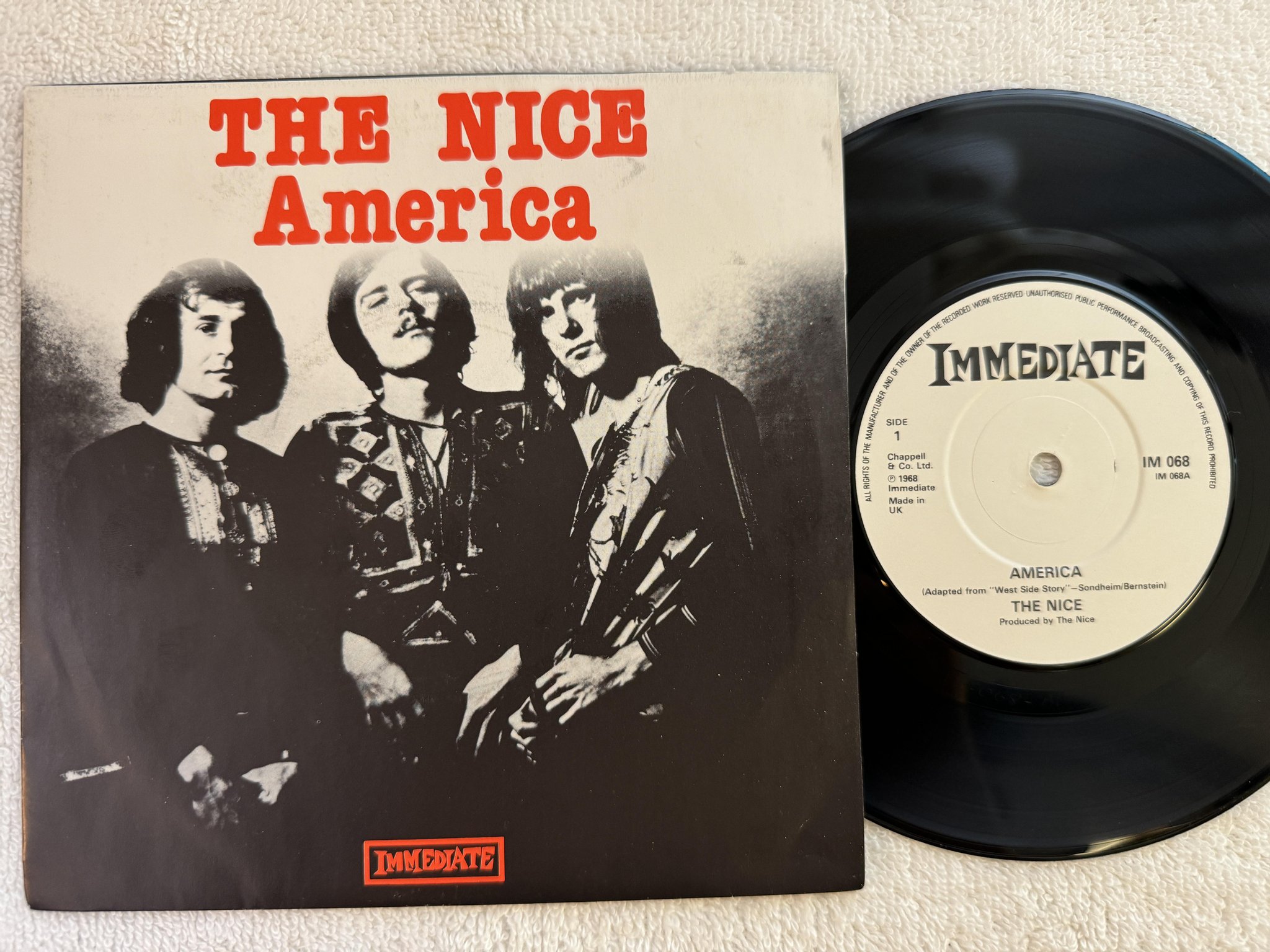 Omslagsbild för skivan THE NICE America 7" UK IMMEDIATE IM 068