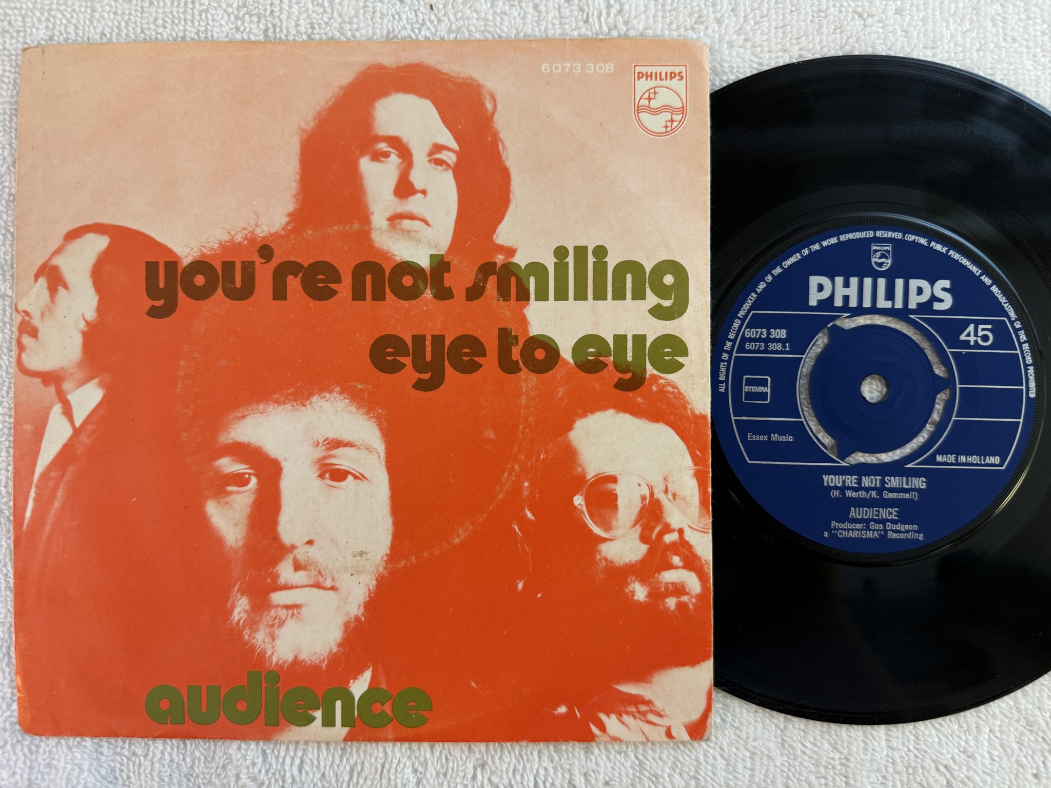Omslagsbild för skivan AUDIENCE you're not smiling 7" Hol PHILIPS 6073308