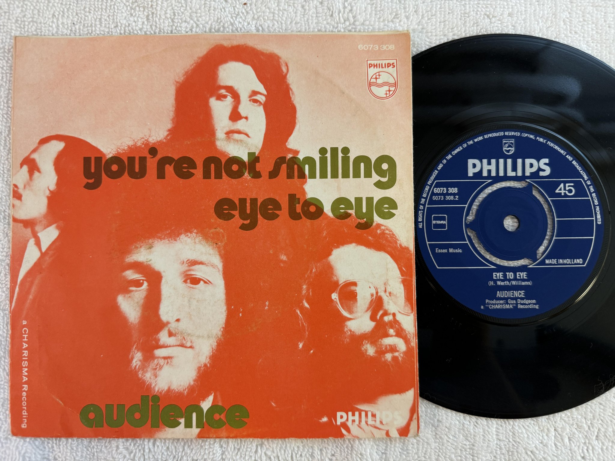 Omslagsbild för skivan AUDIENCE you're not smiling 7" Hol PHILIPS 6073308