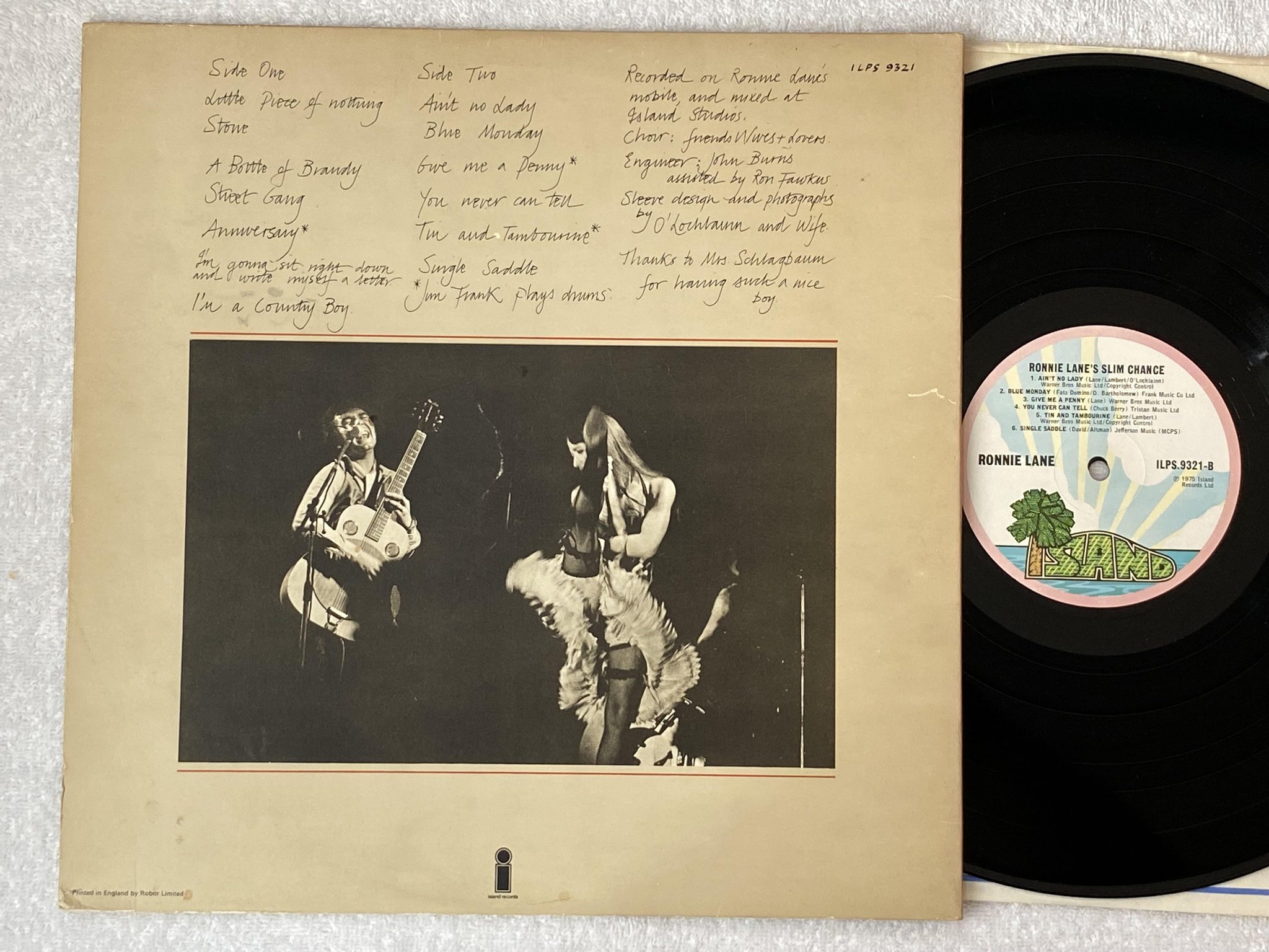 Omslagsbild för skivan RONNIE LANE Ronnie Lane's slim chance LP -75 UK ISLAND ILPS 9321