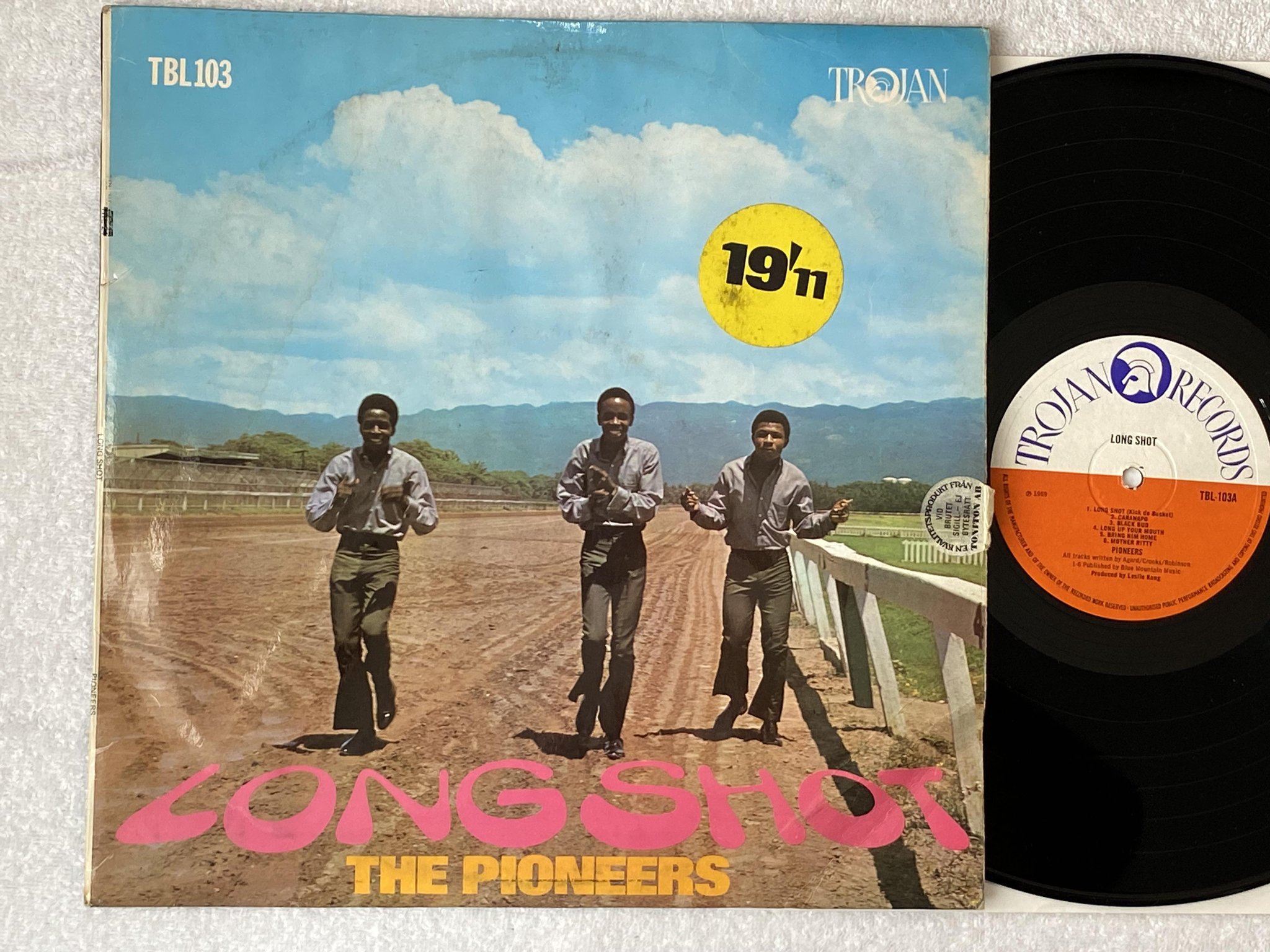 Omslagsbild för skivan THE PIONEERS long shot LP -69 UK TROJAN TBL 103