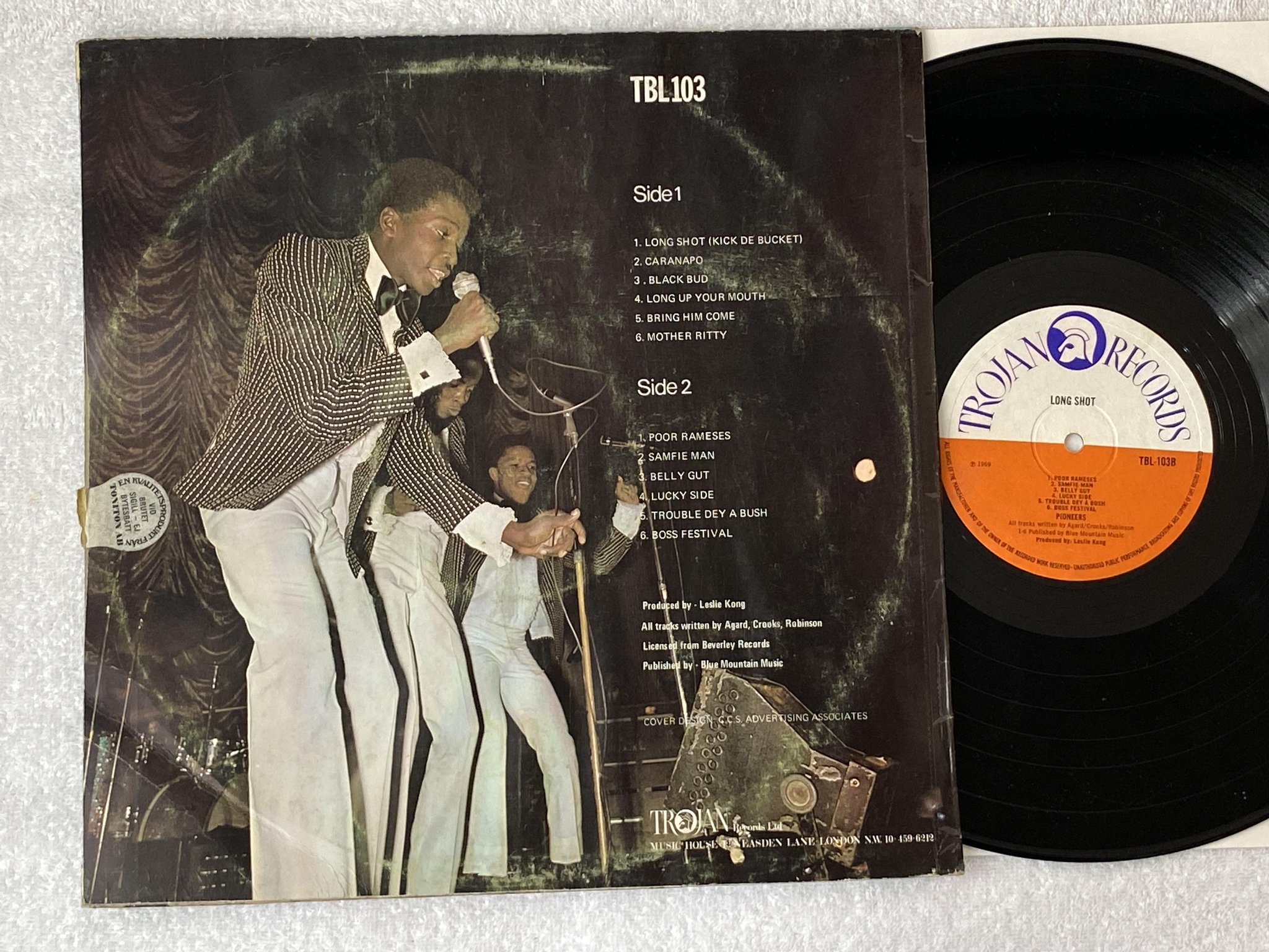 Omslagsbild för skivan THE PIONEERS long shot LP -69 UK TROJAN TBL 103