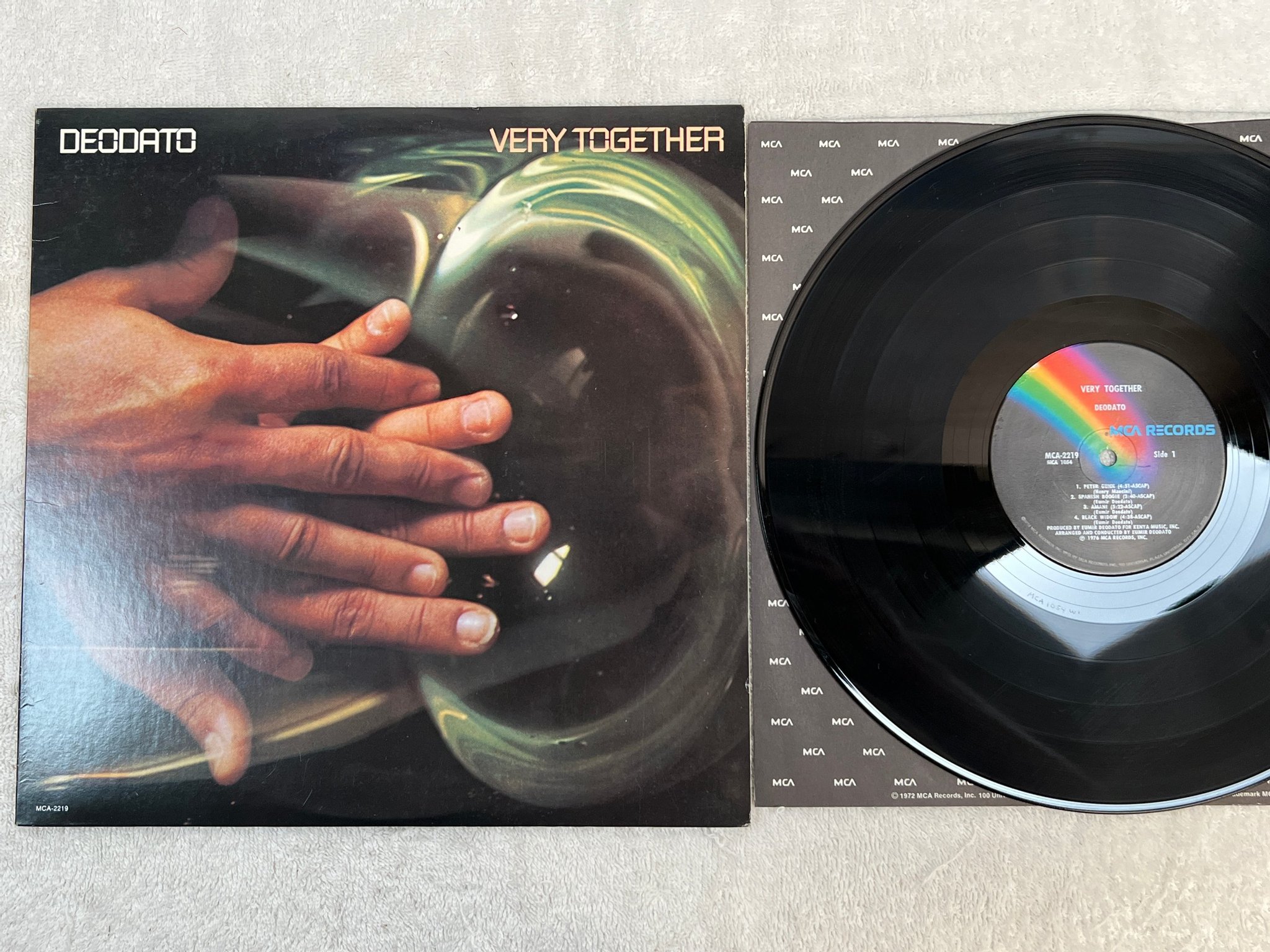 Omslagsbild för skivan DEODATO very together LP -76 US MCA 2219