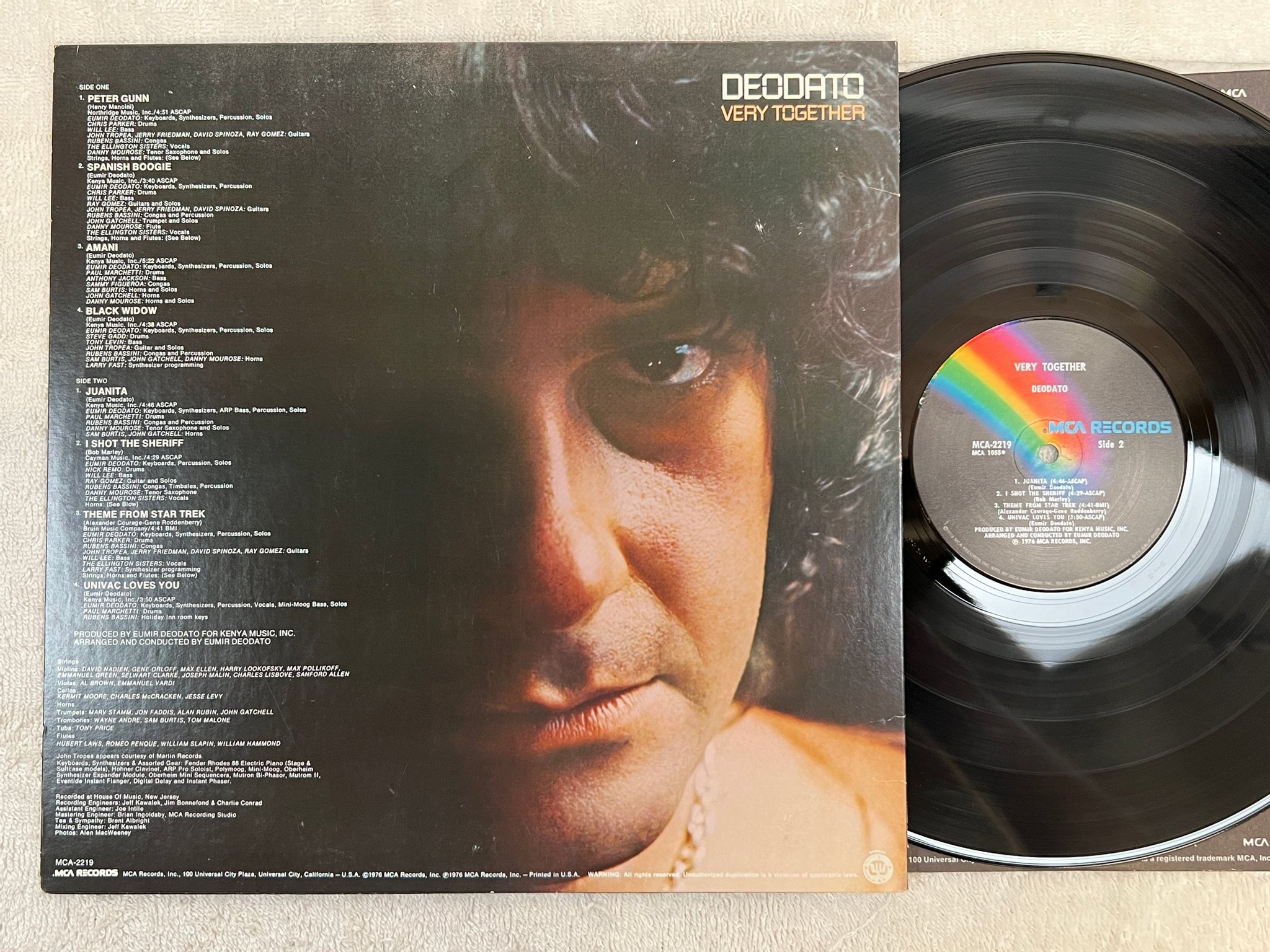 Omslagsbild för skivan DEODATO very together LP -76 US MCA 2219