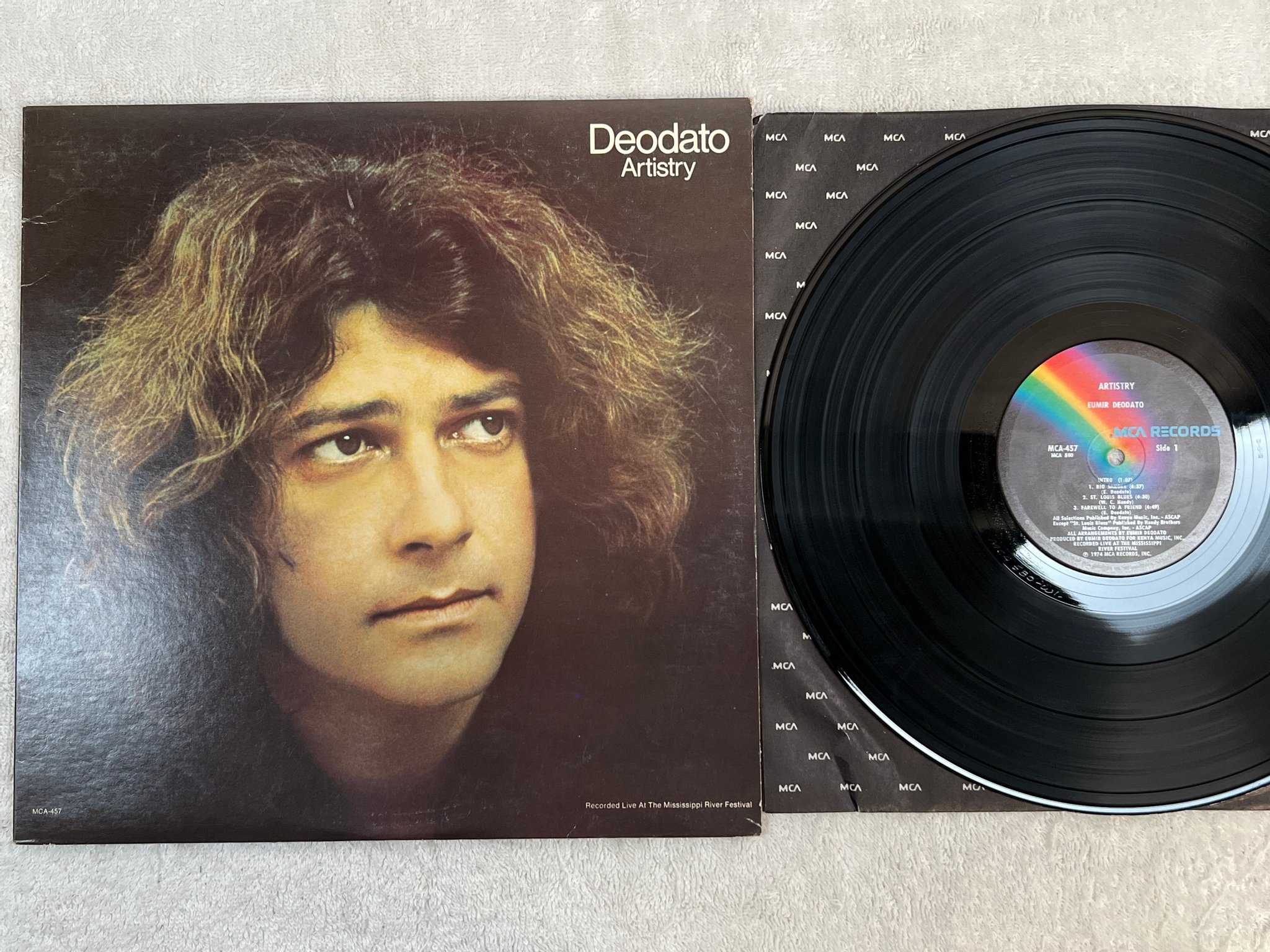 Omslagsbild för skivan DEODATO artistry LP -74 US MCA 457