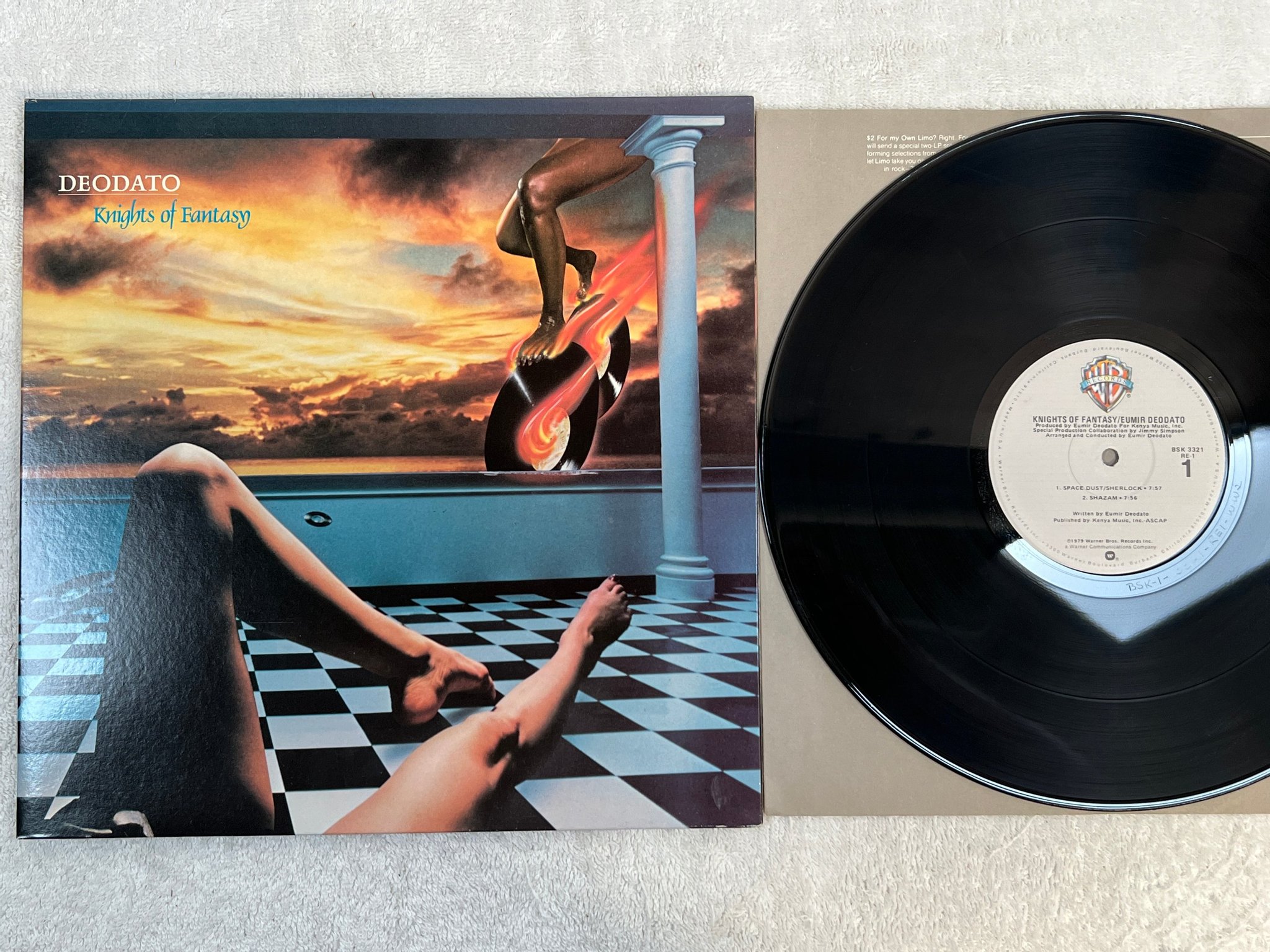 Omslagsbild för skivan DEODATO knights of fantasy LP -79 US WARNER BROS BSK 3321