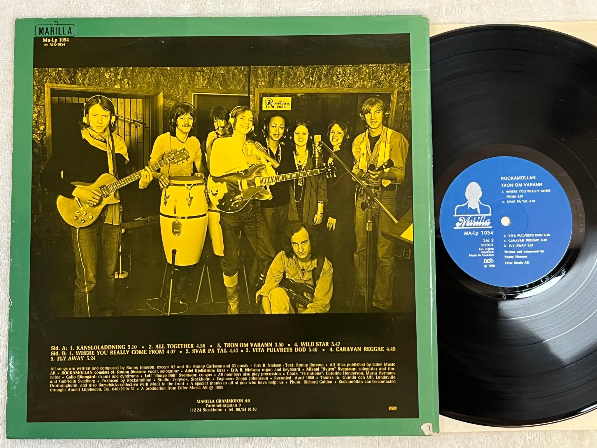 Omslagsbild för skivan ROCKAMÖLLAN tron på varann LP -80 Swe MARILLA MA-LP