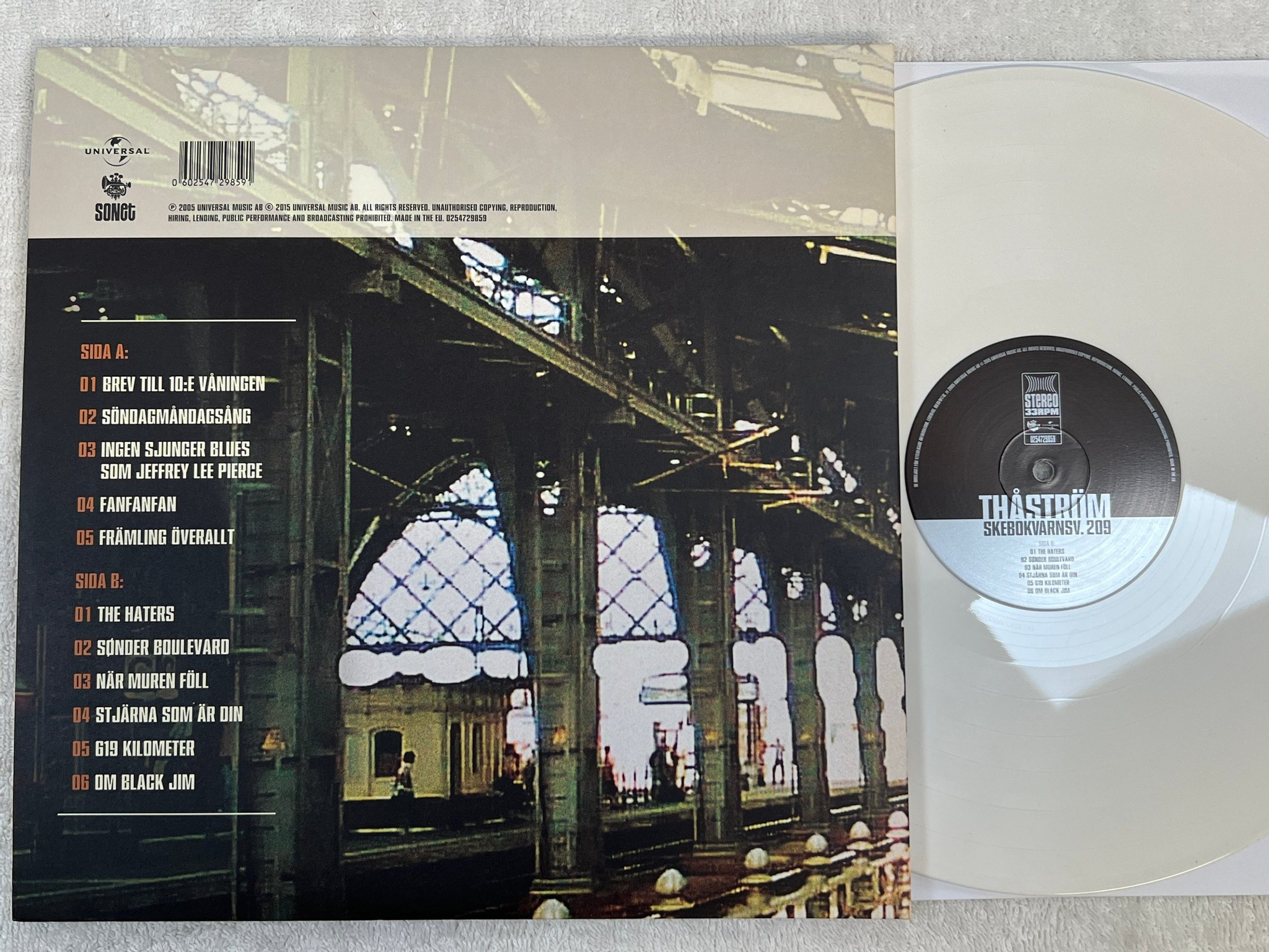 Omslagsbild för skivan THÅSTRÖM Skebokvarnsv. 209 LP 2015 UNIVERSAL 0254729859 *** RARE WHITE VINYL ***