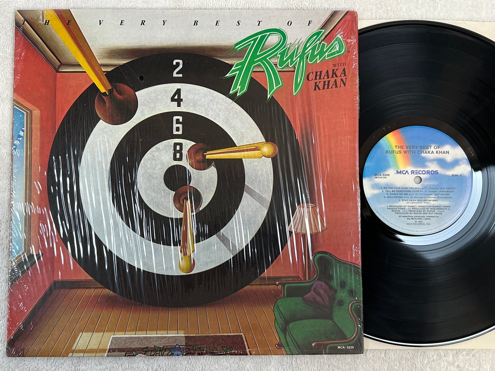 Omslagsbild för skivan RUFUS with CHAKA KHAN the very best of LP -82 US MCA 5339