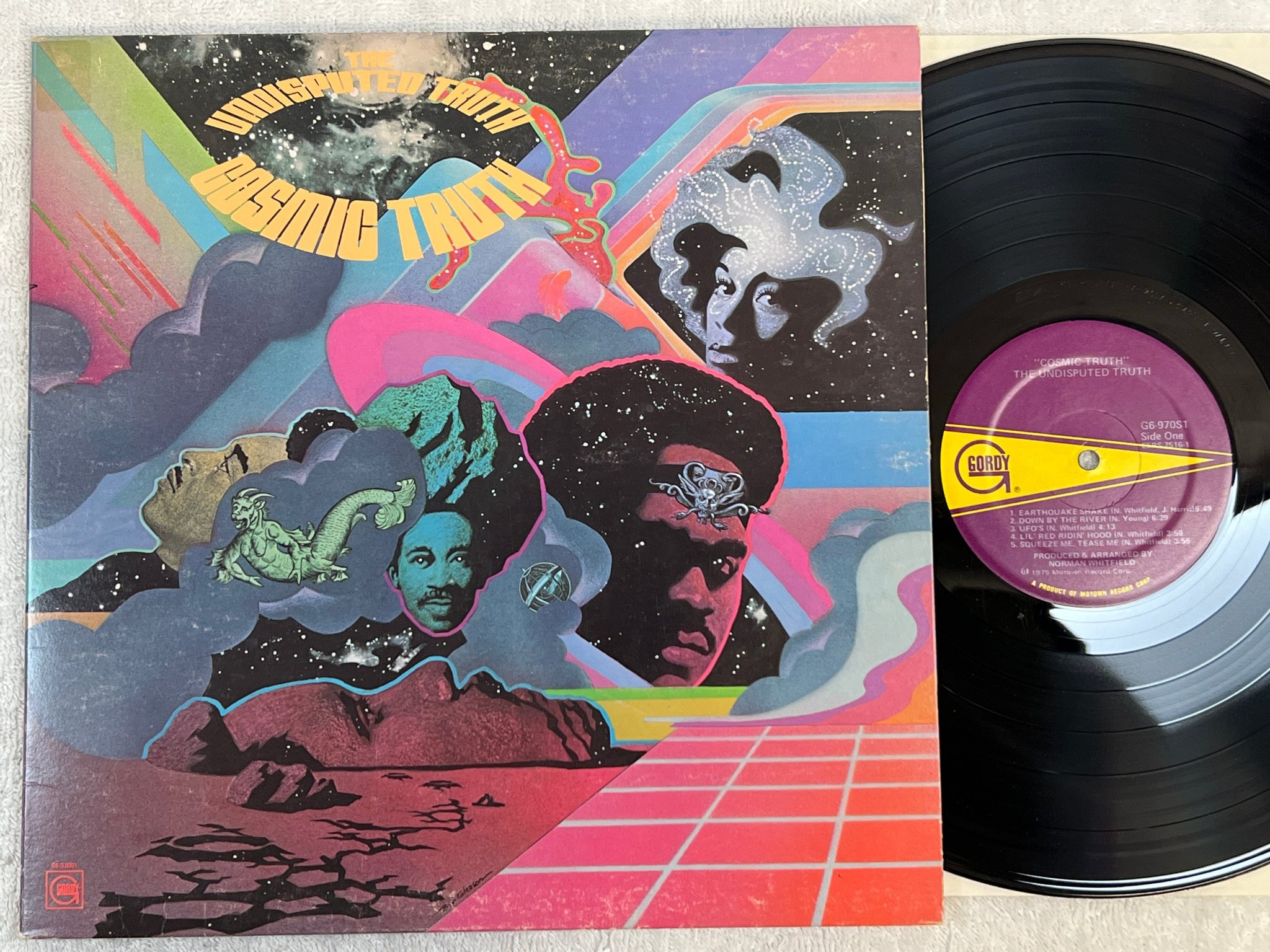 Omslagsbild för skivan THE UNDISPUTED TRUTH cosmic truth LP -75 US GORDY G6-970S1