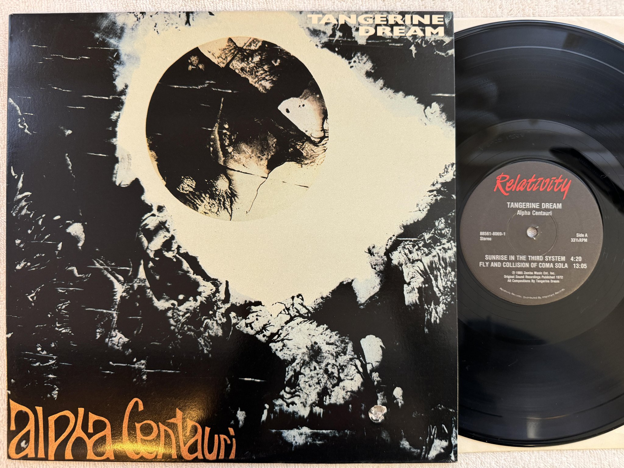 Omslagsbild för skivan TANGERINE DREAM Alpha Centauri LP re US RELATIVITY 88561-8069-1