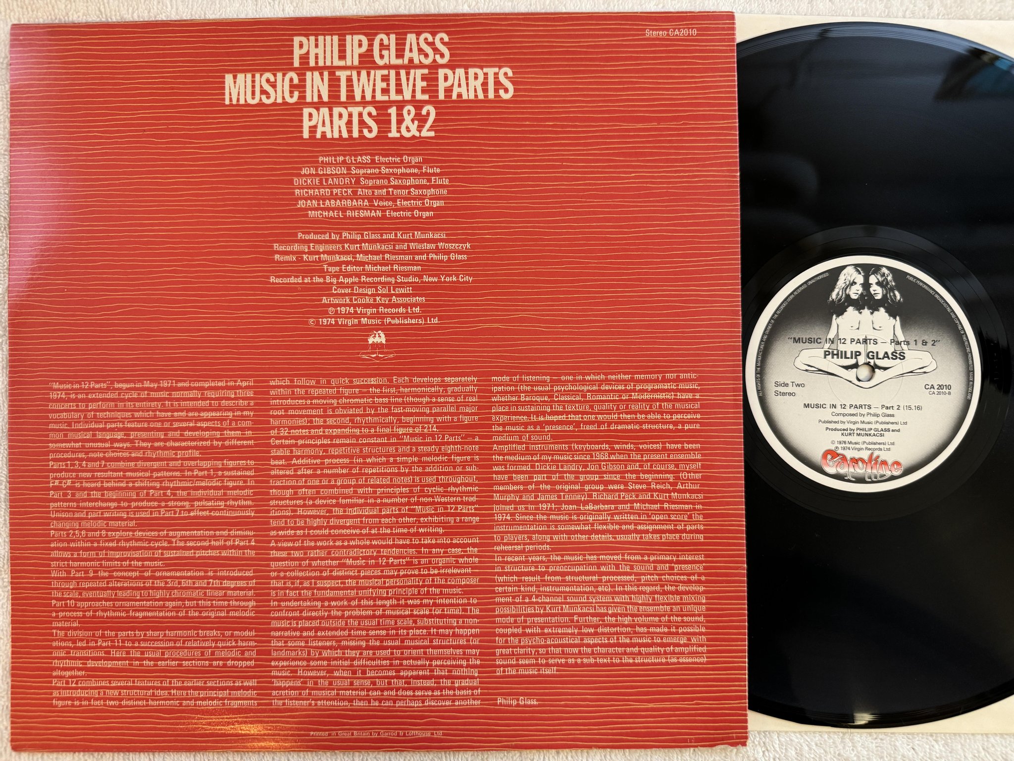 Omslagsbild för skivan PHILIP GLASS music in twelve parts 1&2 LP -76 CAROLINE CA2010