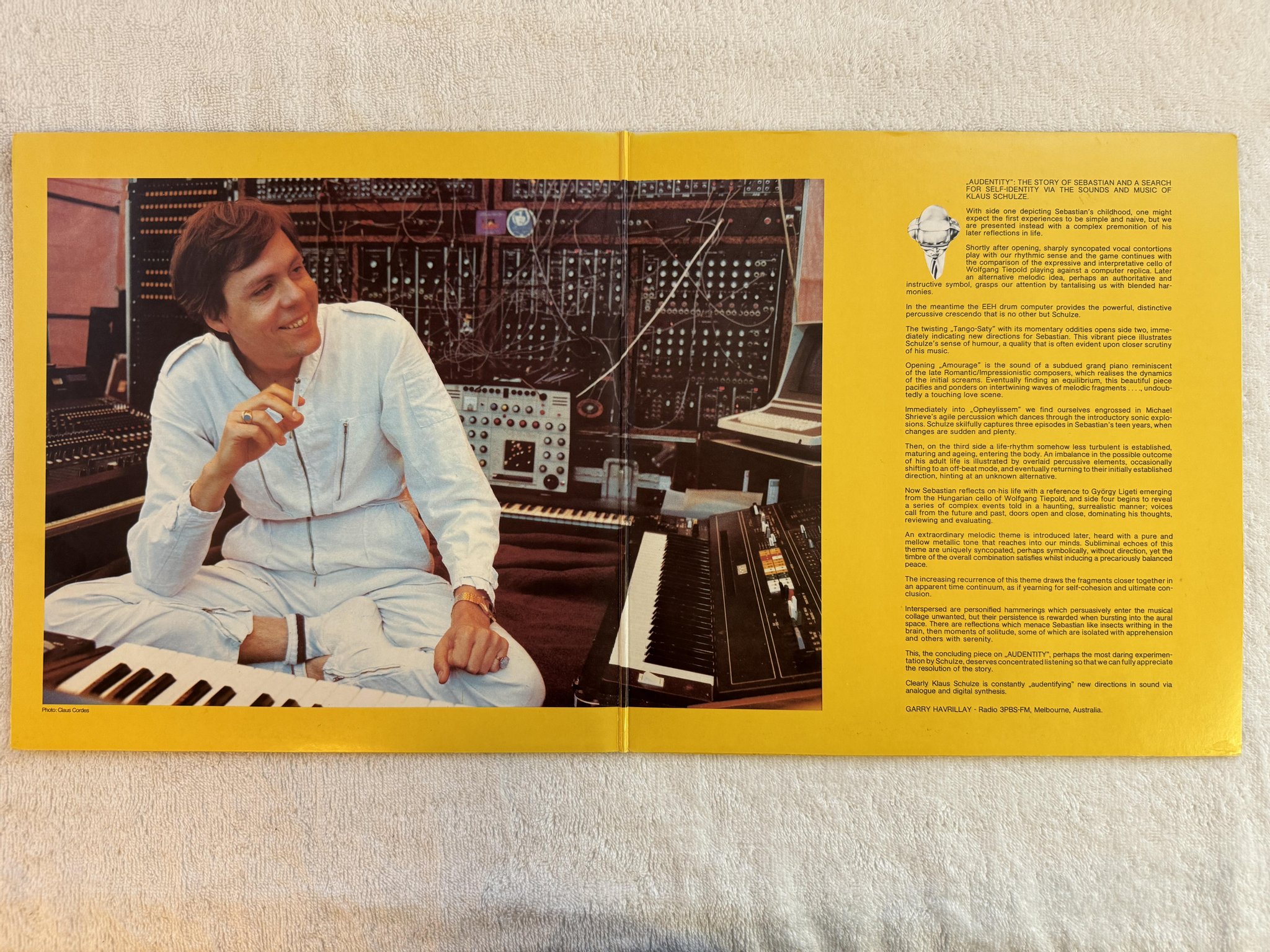 Omslagsbild för skivan KLAUS SCHULZE Audentity LP -83 Ita BASE KS 80025-26