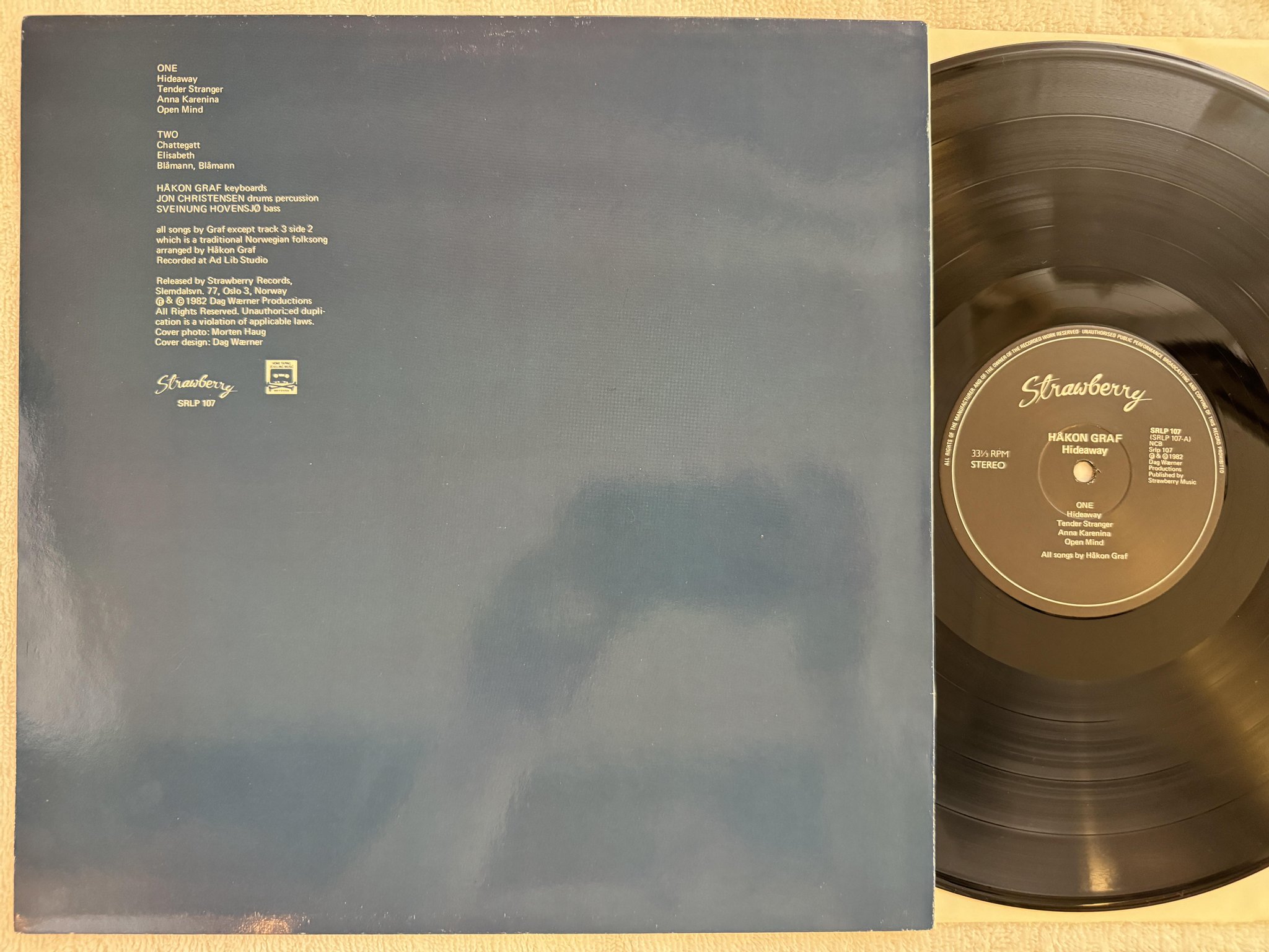 Omslagsbild för skivan HÅKON GRAF hideway LP -82 Norway STRAWBERRY SRLP 107