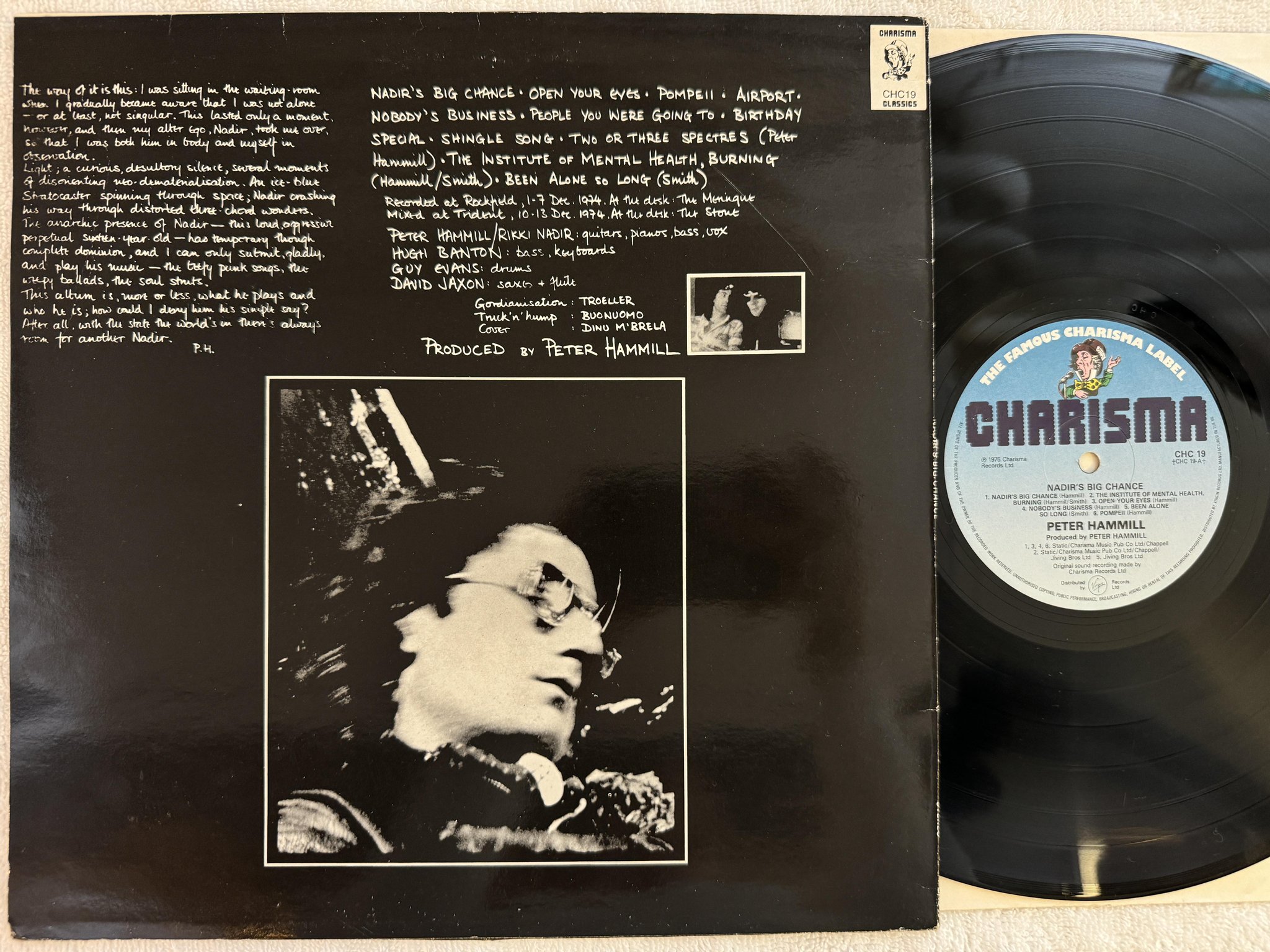 Omslagsbild för skivan PETER HAMMILL Nadir's big chance LP re UK CHARISMA CHC 19
