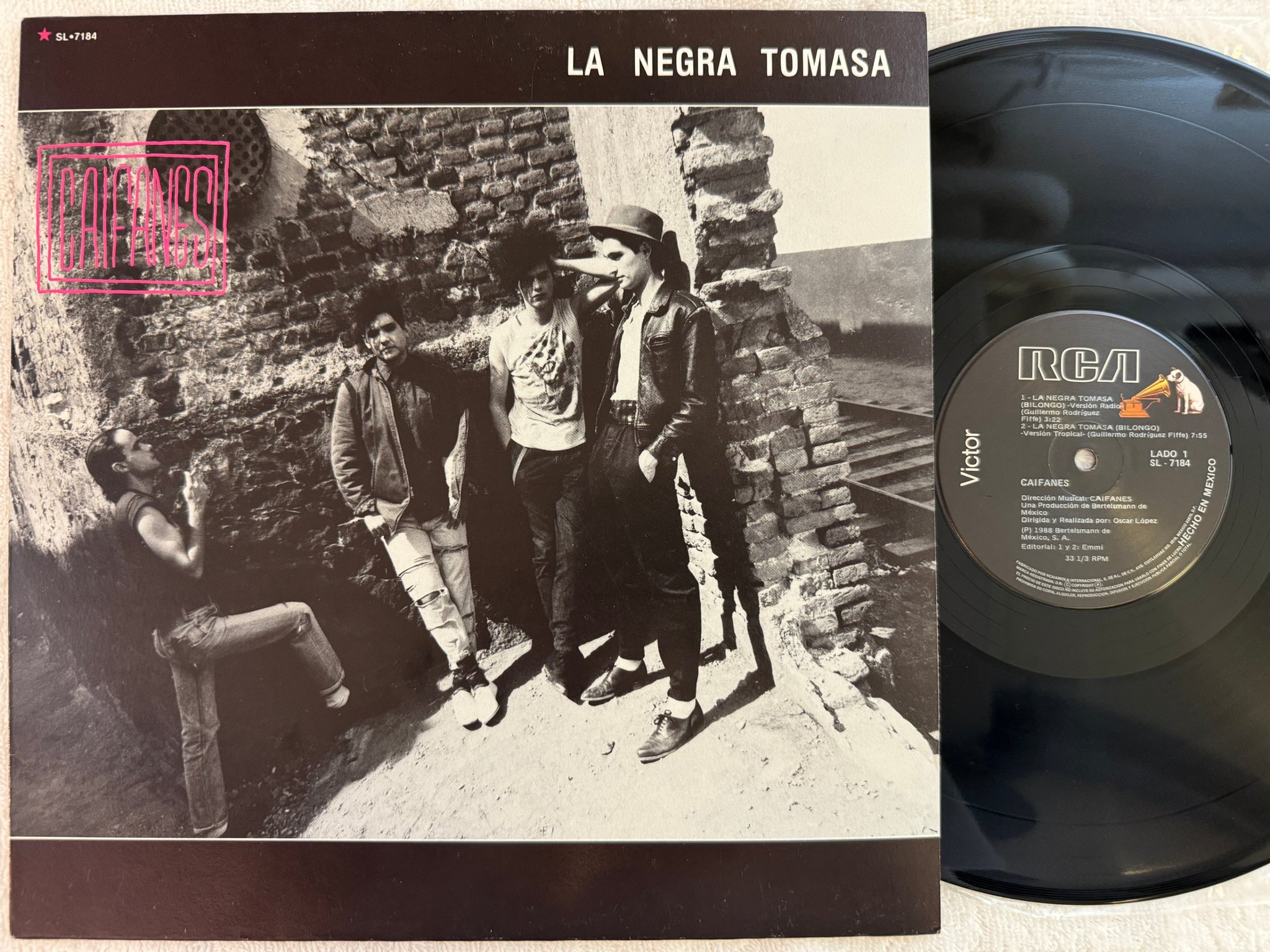 Omslagsbild för skivan CAIFANES La Negra Tomasa 12"EP -88 MEXICO RCA Victor SLP-7184 ** LATIN ROCK **